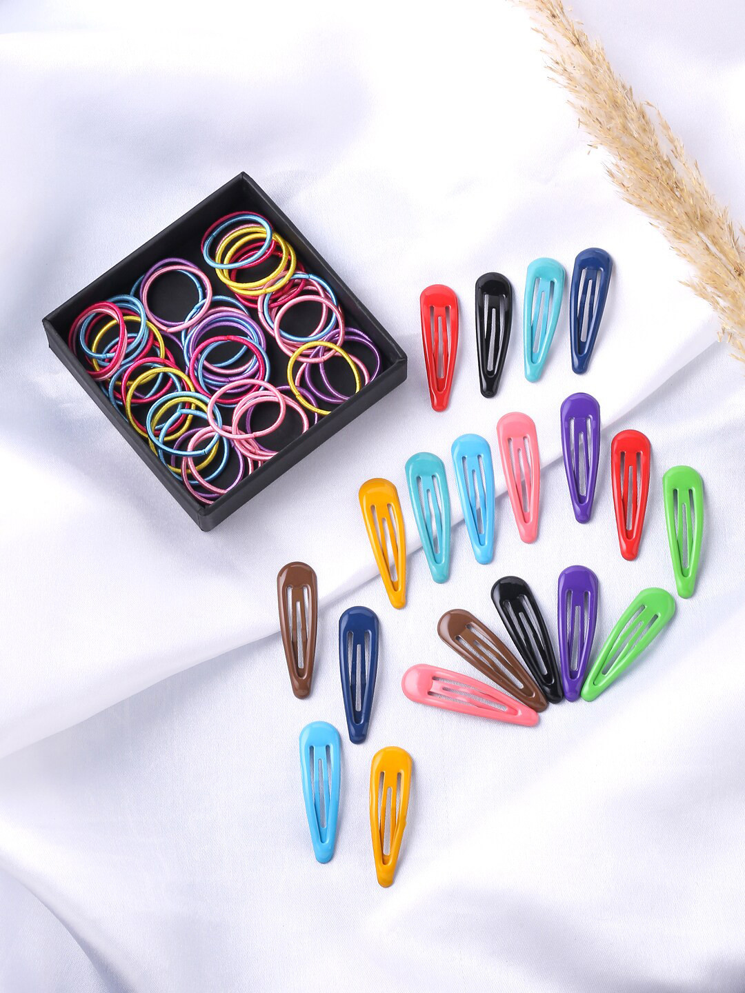 Melbees by Yellow Chimes Girls Set of 20 Yellow & Blue Rubberbands & Tic Tac Hair Clips