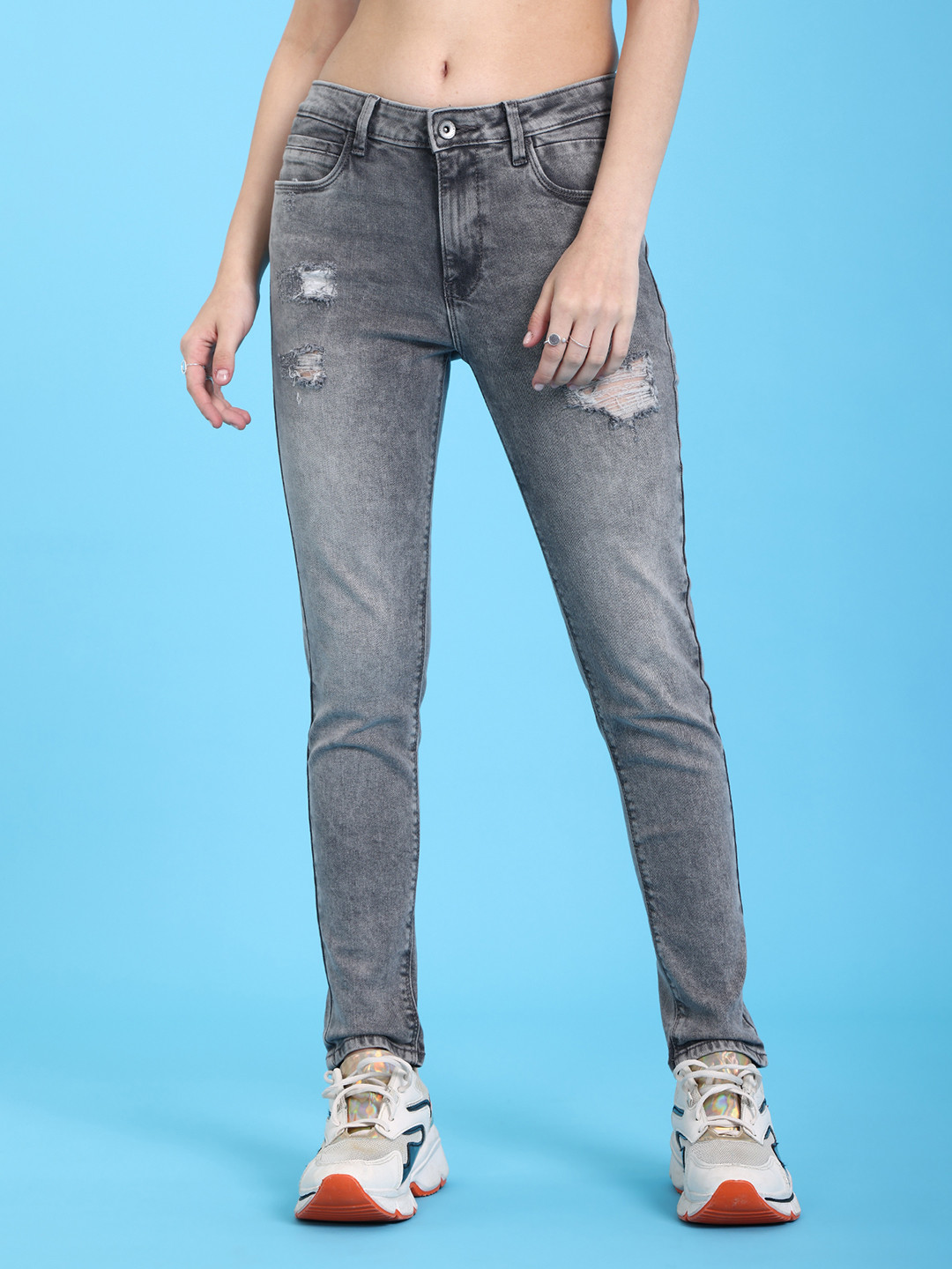 Flying Machine Women Grey Veronica Skinny Fit Low Distress Heavy Fade Acid Wash Stretchable Jeans