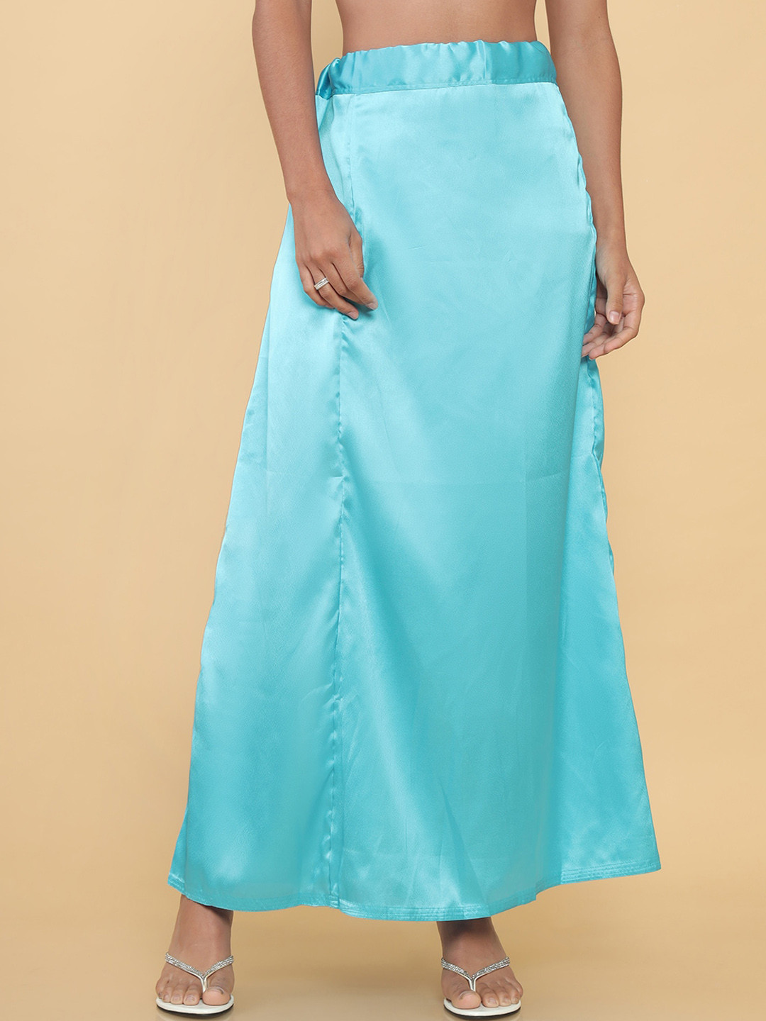 Soch Women Blue Solid Cotton Saree Shapewear
