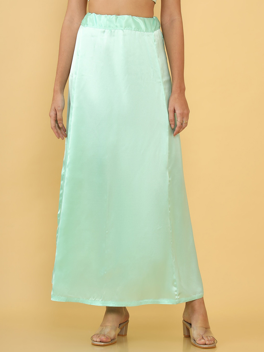 Soch Women Green Solid Shapewear