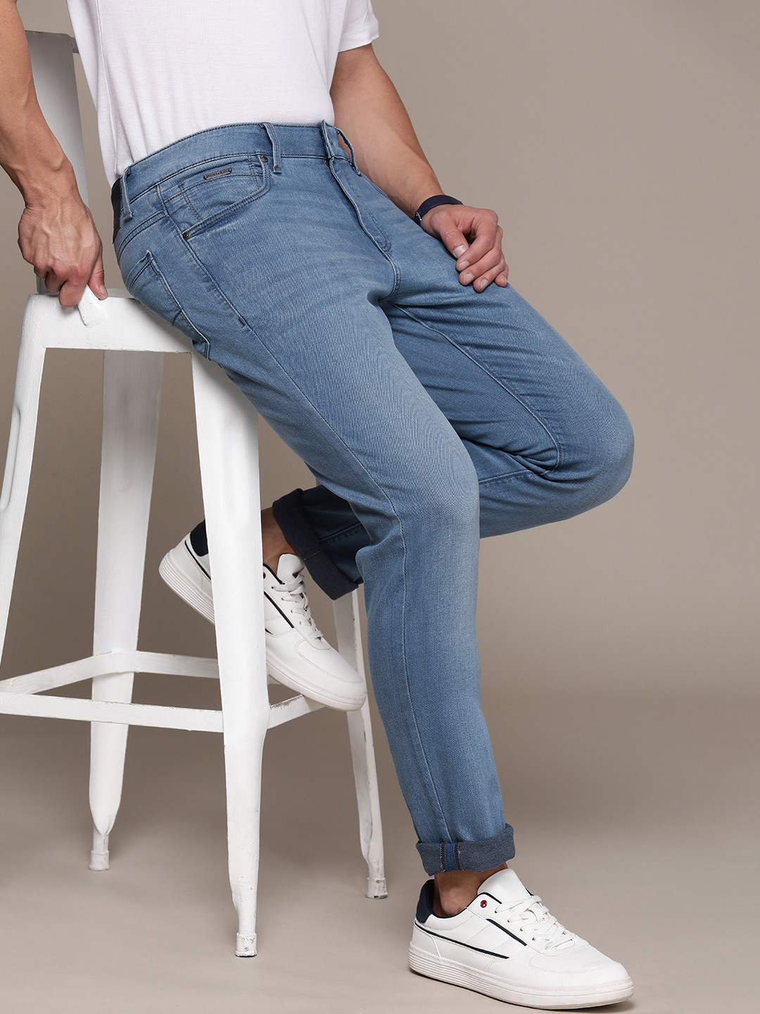 Nautica Men Slim Fit Light Fade Stretchable Jeans