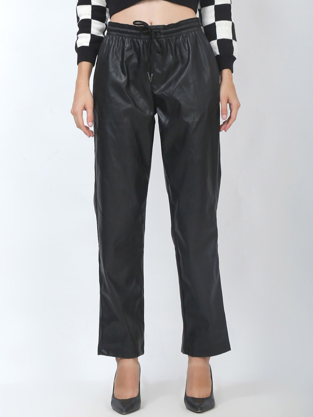 NoBarr Women Black Non Iron Regular Fit Solid Trousers