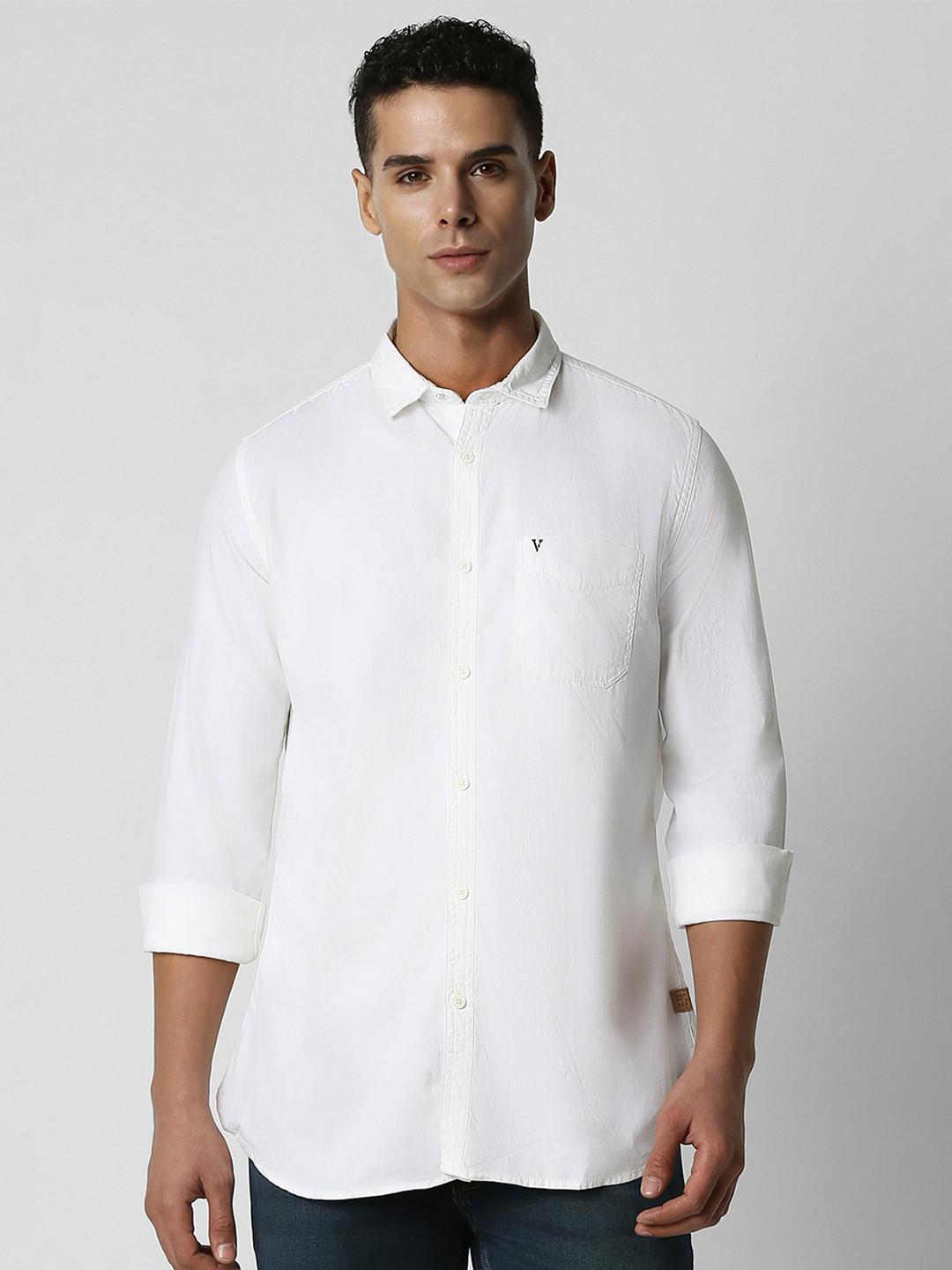 VAN HEUSEN DENIM LABS Men White Solid Slim Fit  Solid Cotton Casual Shirt