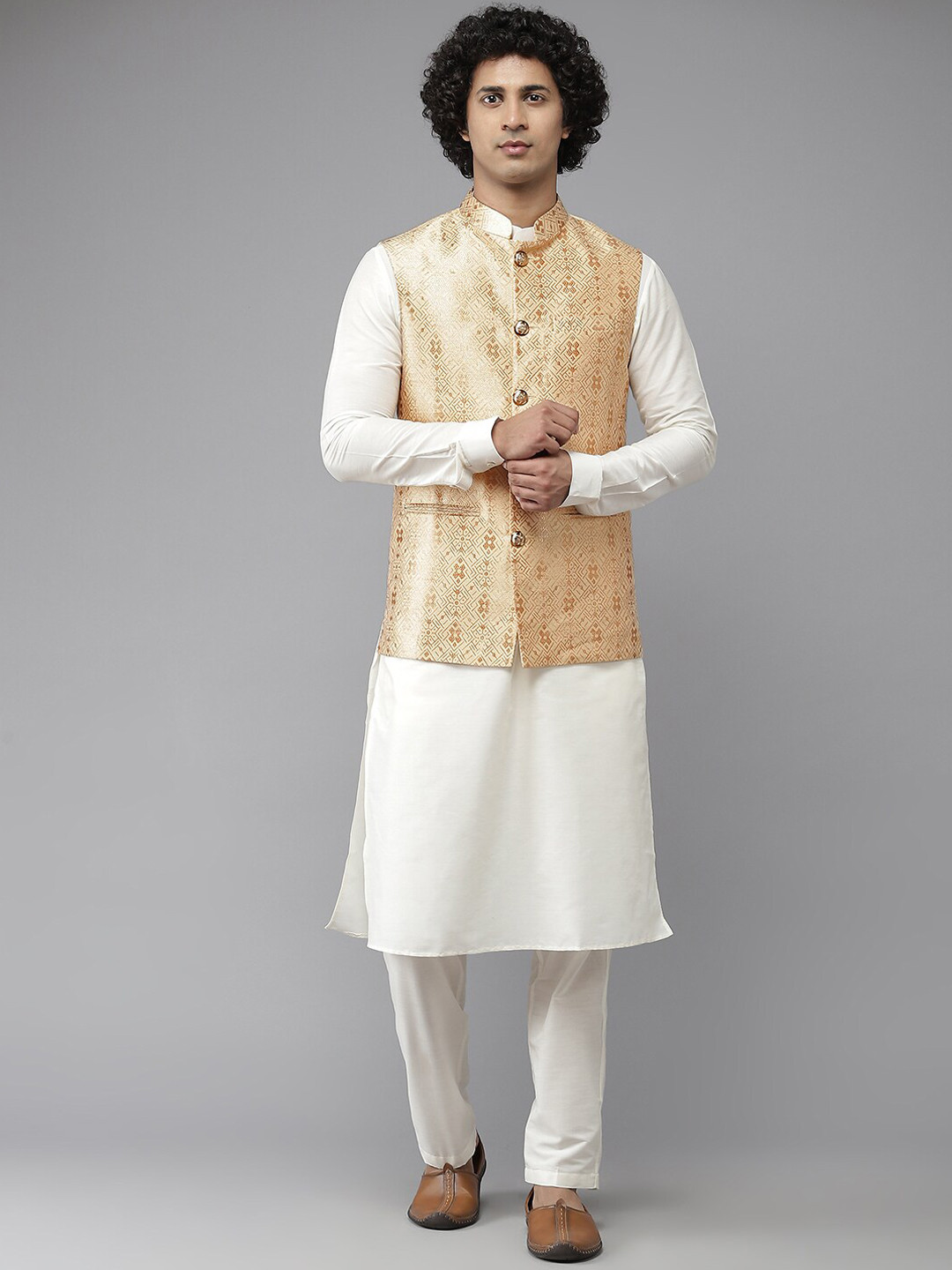See Designs Men Gold-Toned & White Woven Design Nehru Jacket