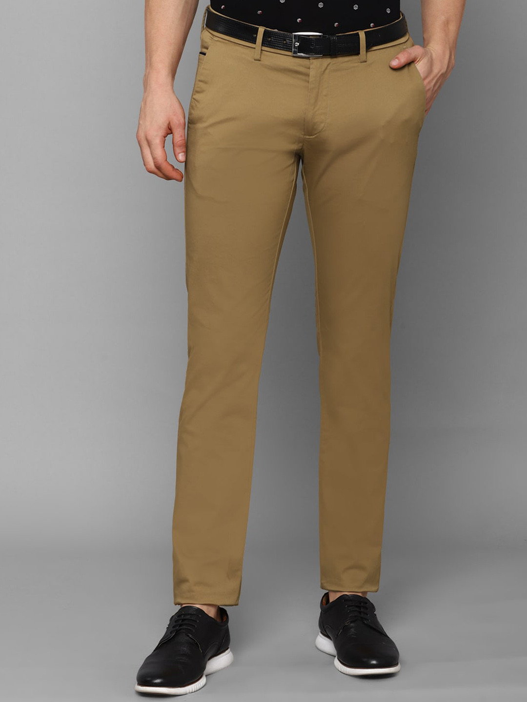 Allen Solly Men Brown Solid Slim Fit Casual Trousers