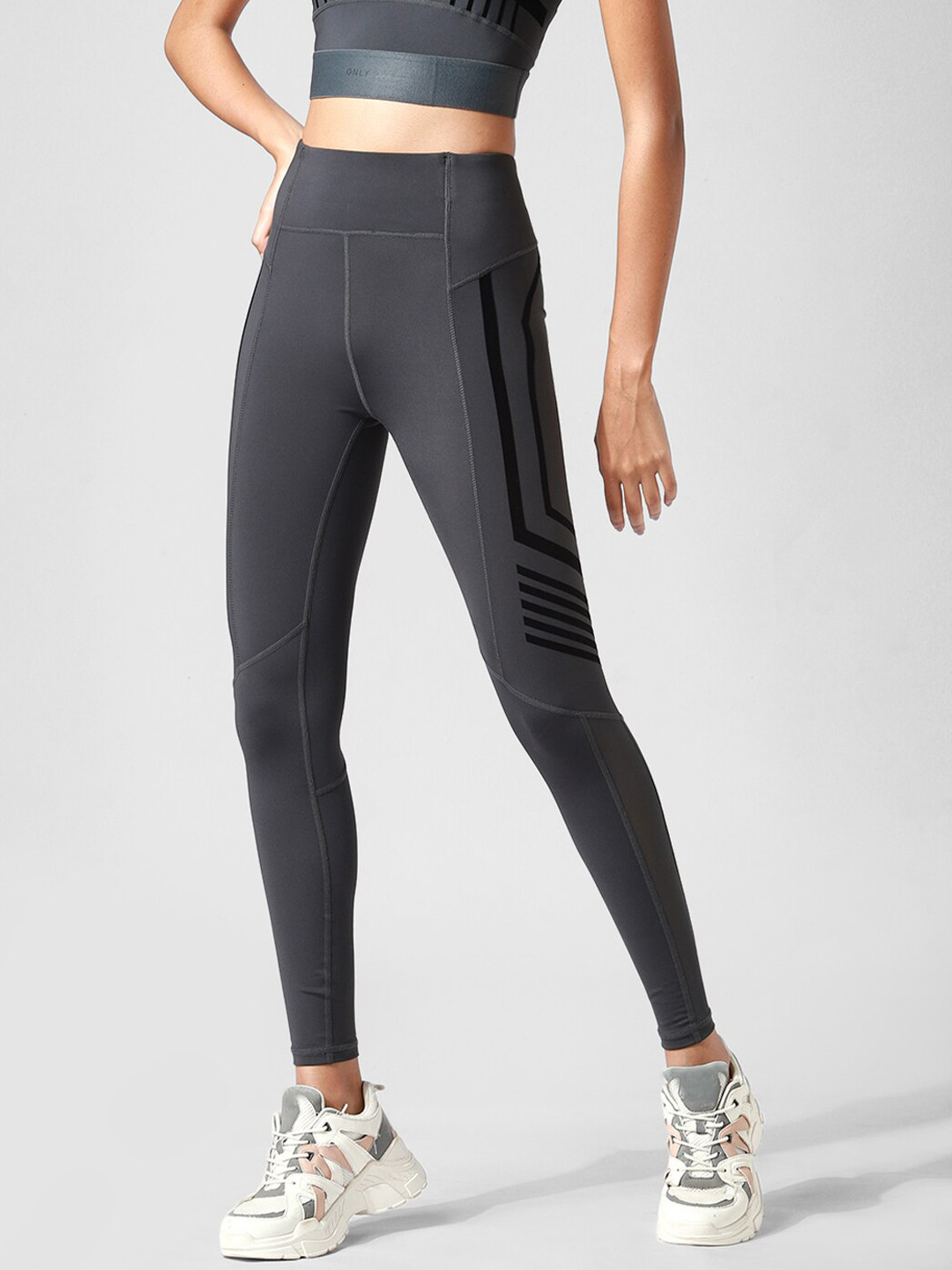 Buy ONLY PLAY Women Blue Printed Knitted Onpokke Hw Train