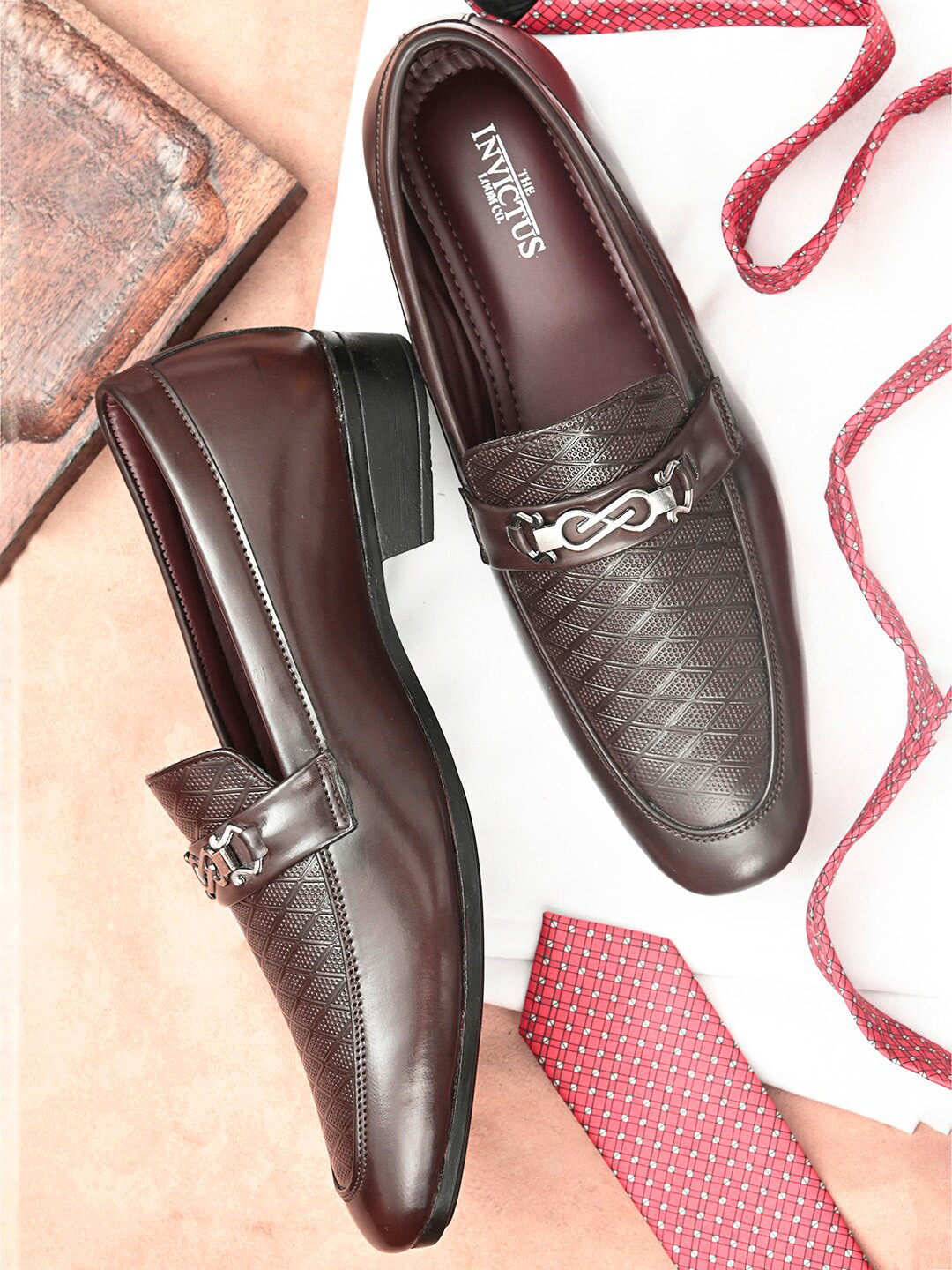 INVICTUS Men Brown Textured Regular Formal Shoes