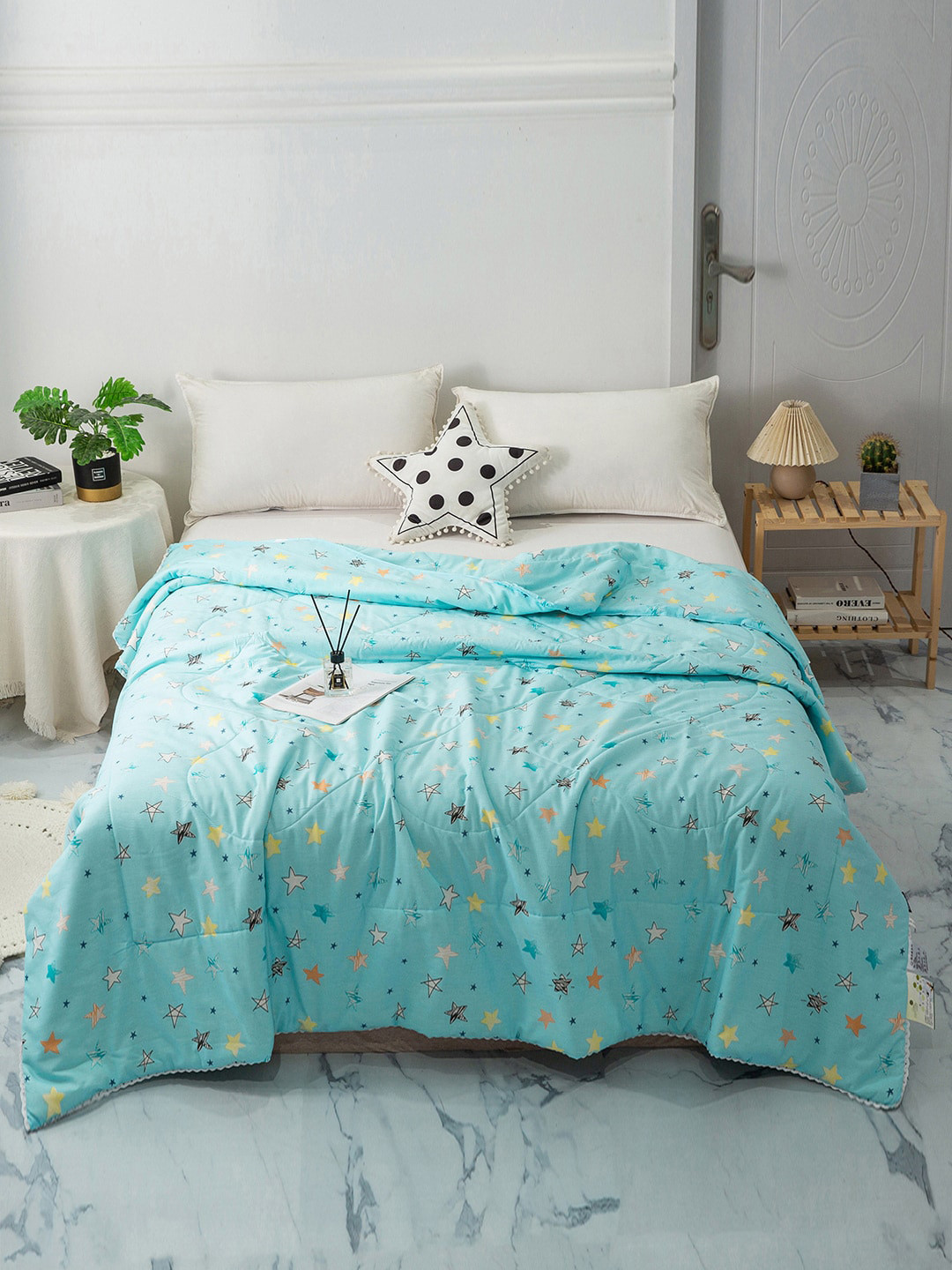 JC HOME Blue  Orange Geometric AC Room 300 GSM Double Bed Quilt