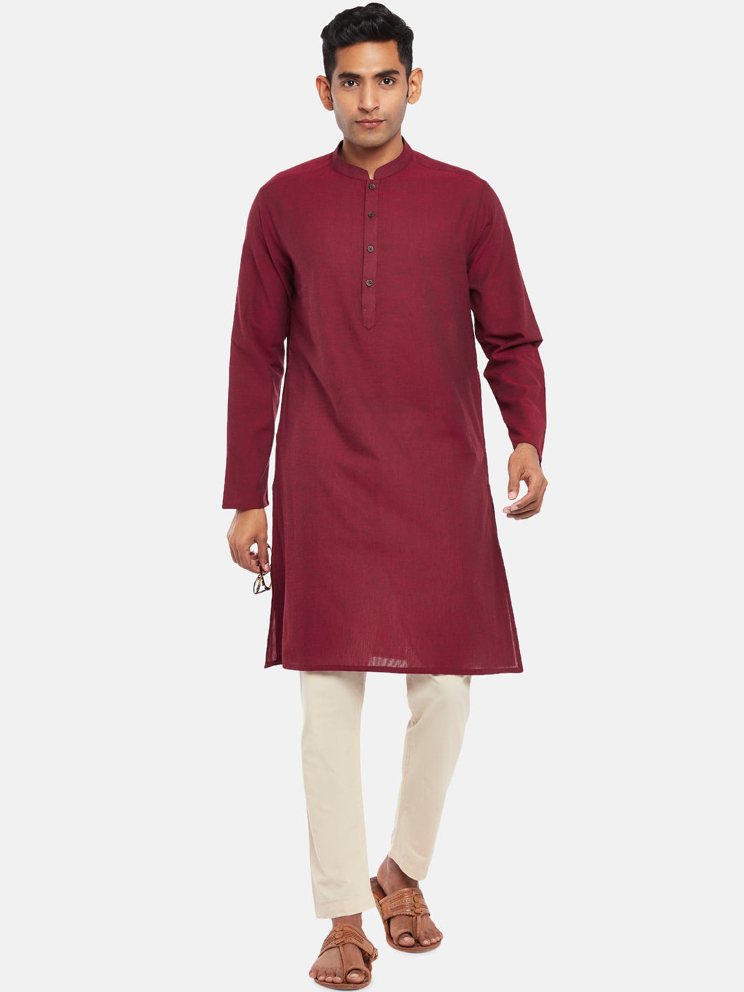 indus route by Pantaloons Men Maroon Solid Mandarin Collar Cotton Kurta