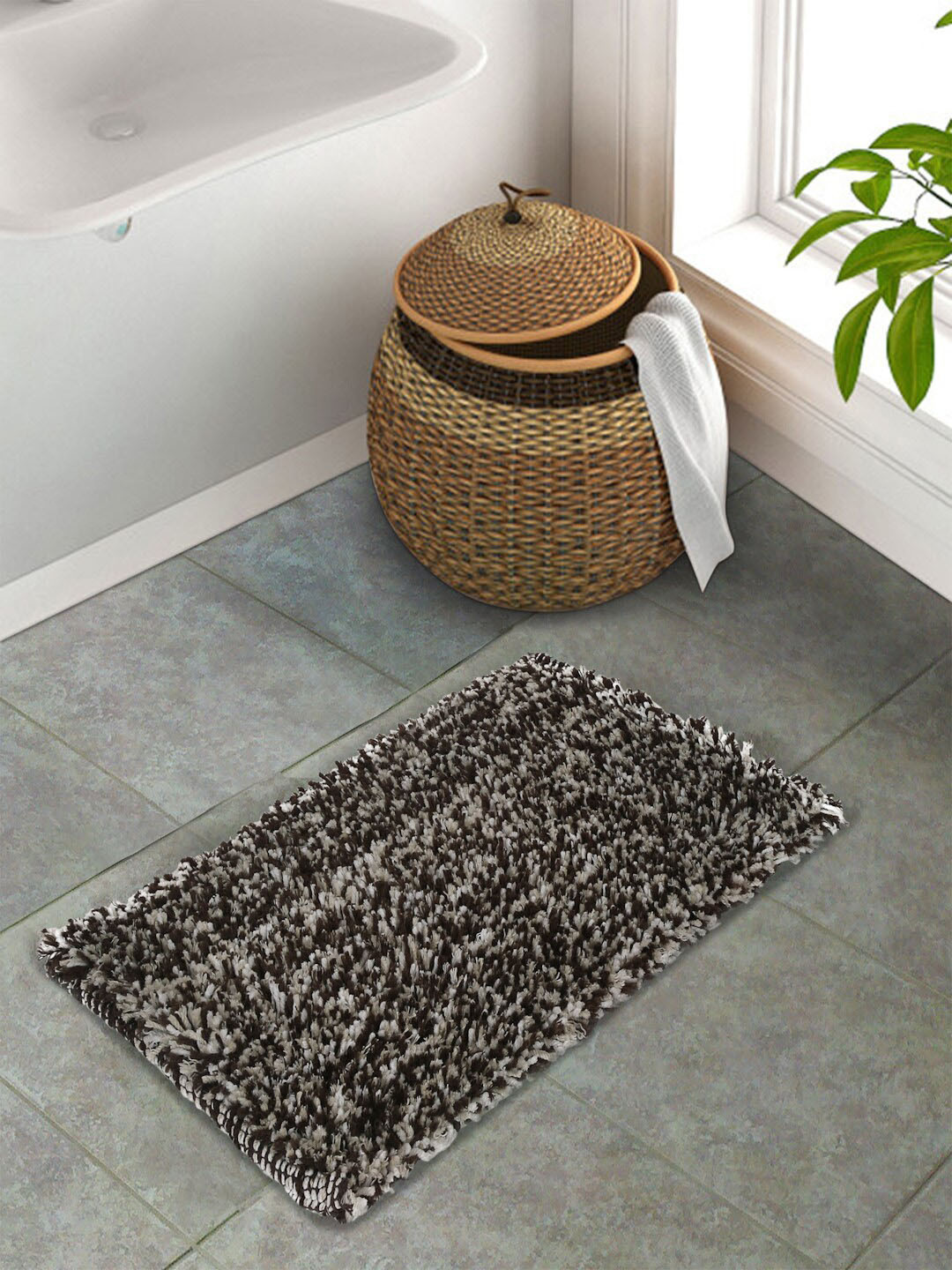 KLOTTHE Brown Woven Design 2000 GSM Bath Rugs