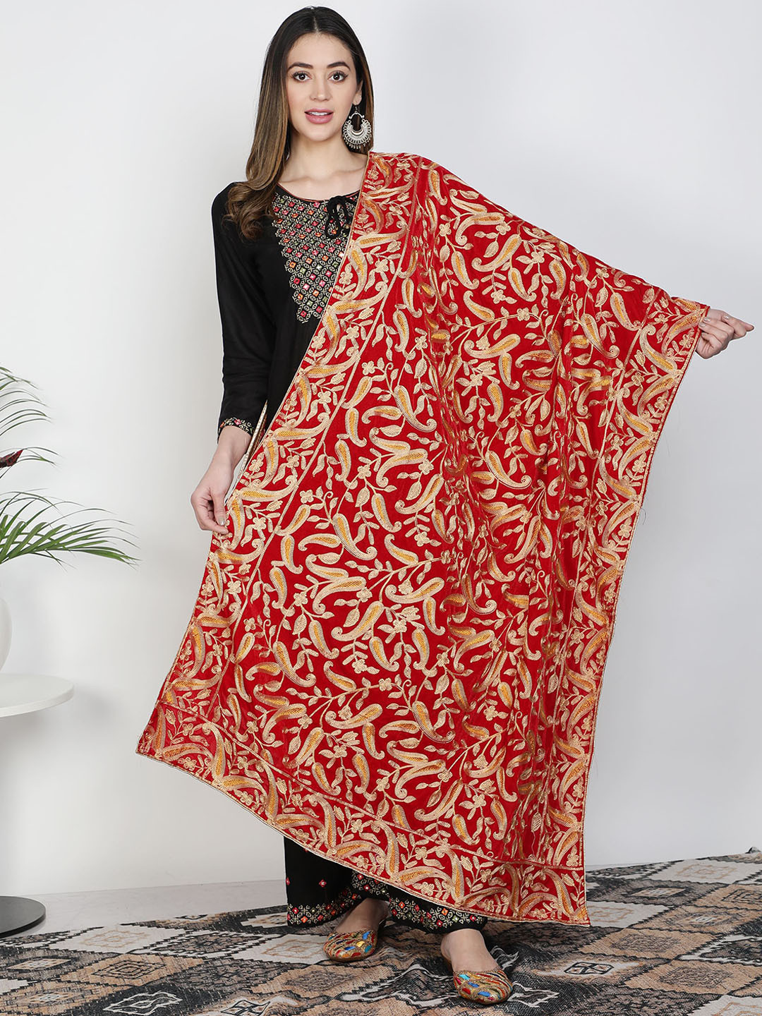 Moda Chales Women Red & Mustard Yellow Paisley Embroidered Velvet Shawl