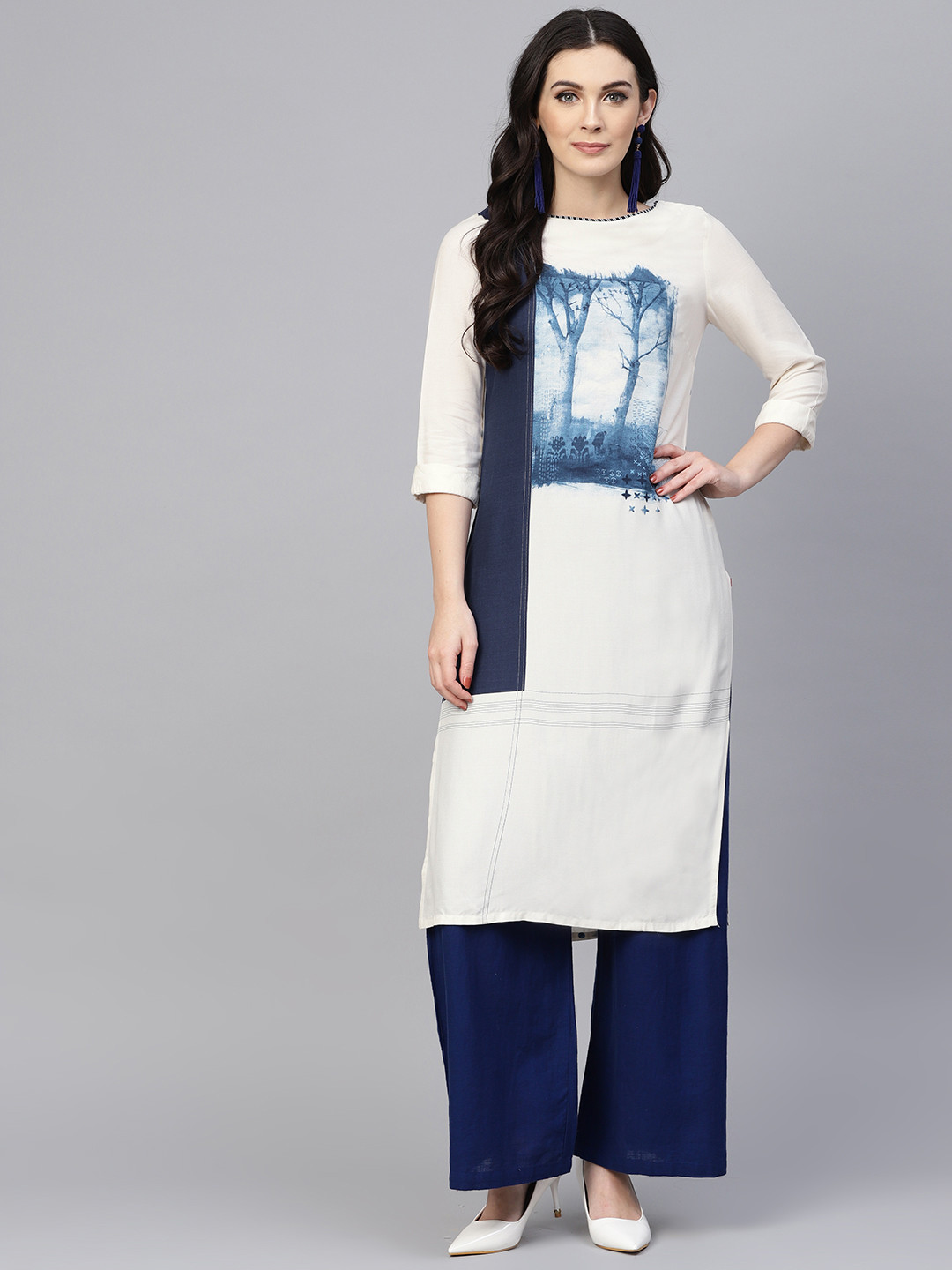 W Women Off-White & Blue Printed Straight Kurta