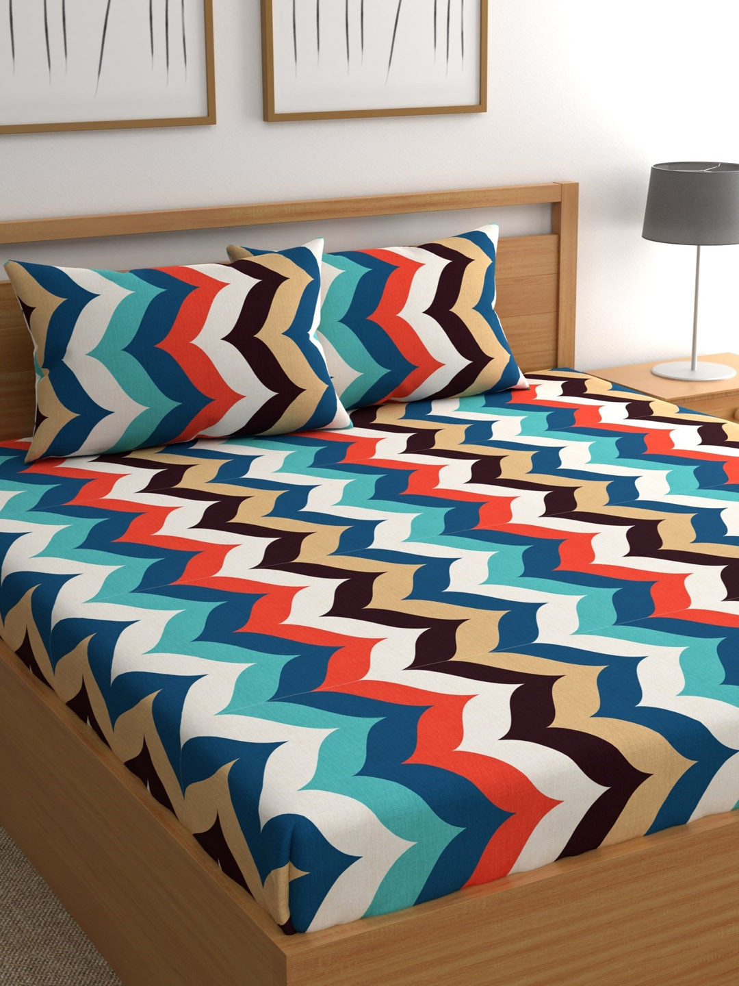 CHHAVI INDIA Ultrasoft White Geometric Polycotton 210 TC Queen Fine Bedsheet with 2 Pillow Covers-108 x 98 inches