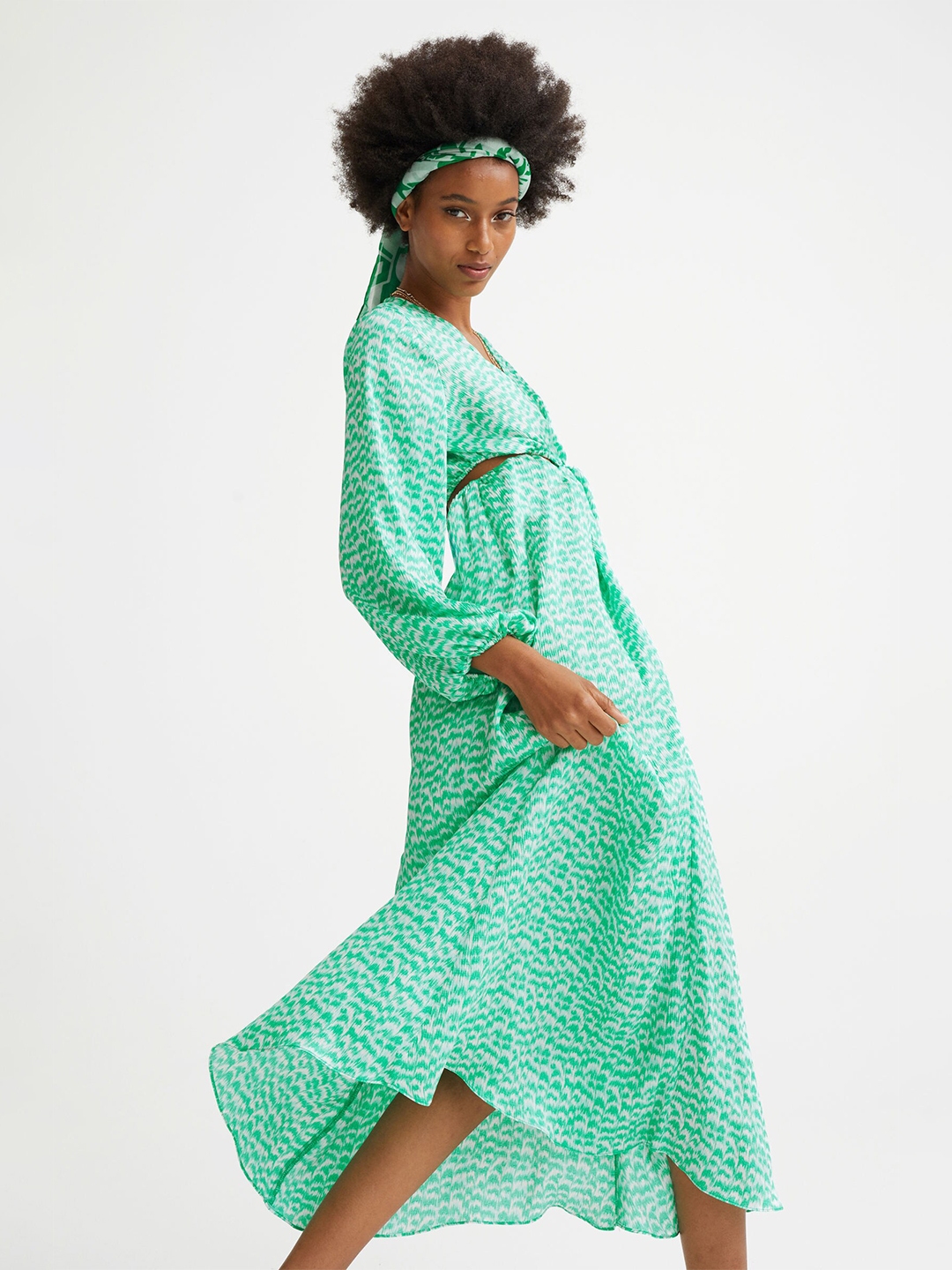 H&m creped dress sales