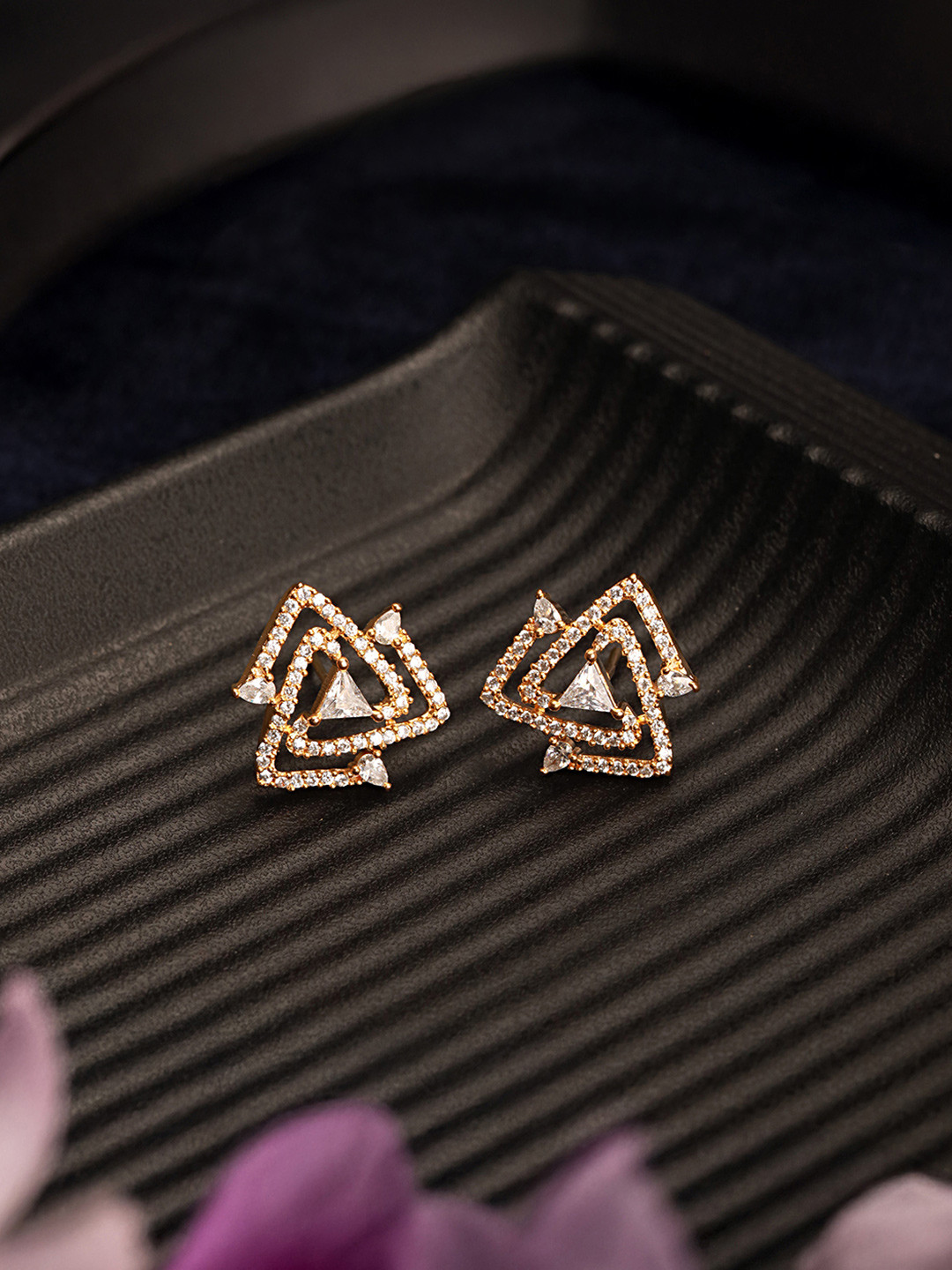 Saraf RS Jewellery Women Gold-Plated Star Shaped Studs Earrings