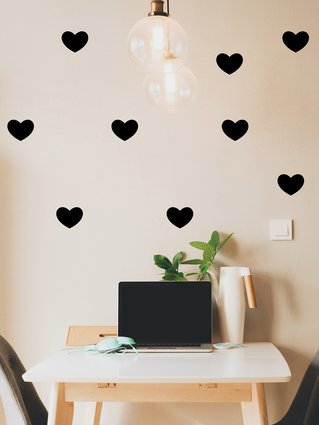 RANGOLI Black Heart-Shaped Wall Stickers