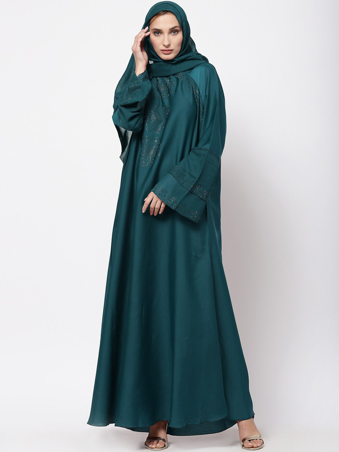 KLOTTHE Women Turquoise Blue Embellished Abaya Burqa With Hijab