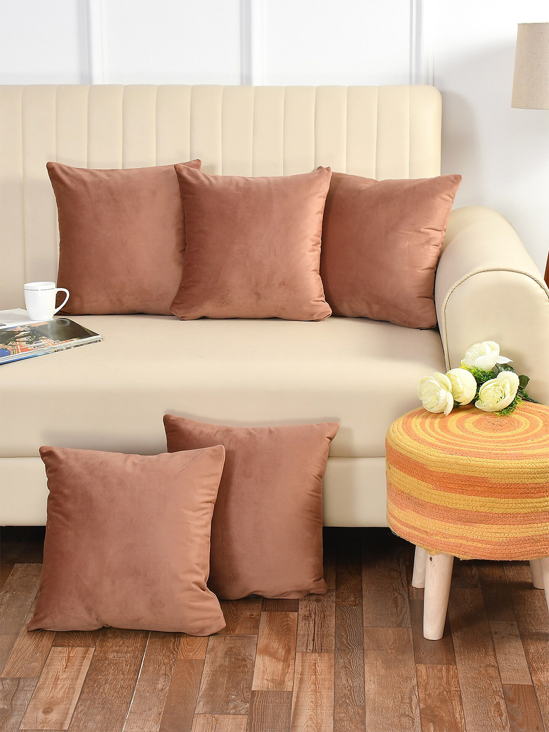 Bajo's Brown Set of 5 Square Cushion Covers