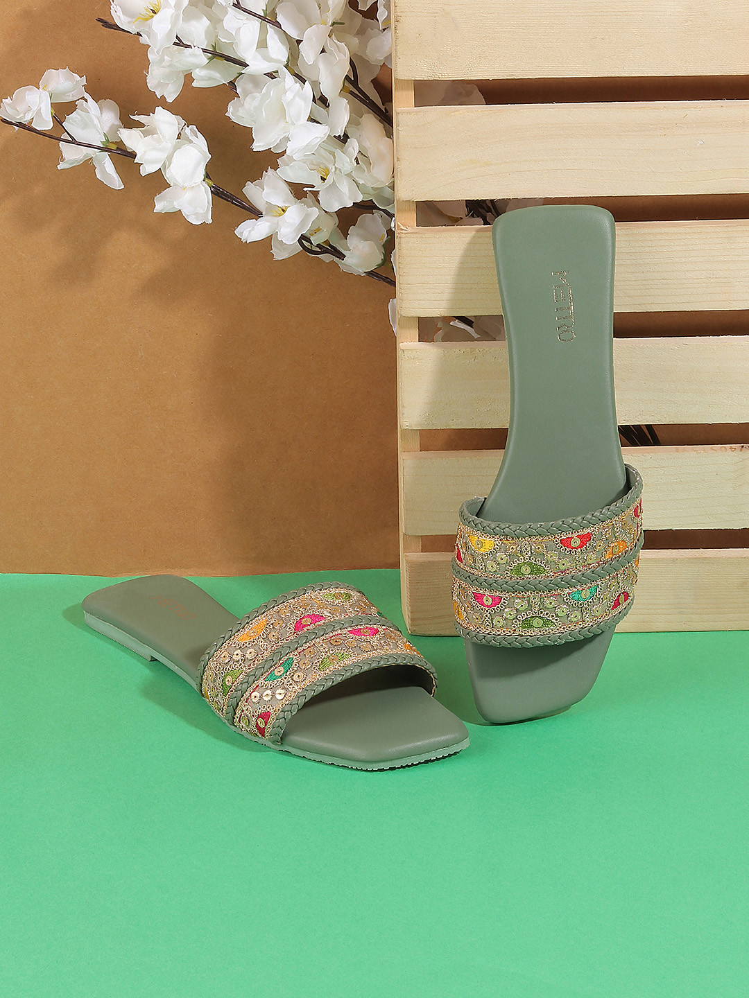 Metro Women Embellished Open Toe Flats