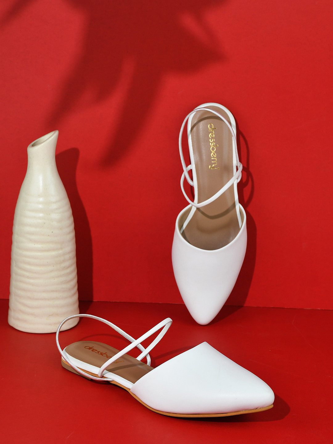 DressBerry Women Pointed Toe Flats