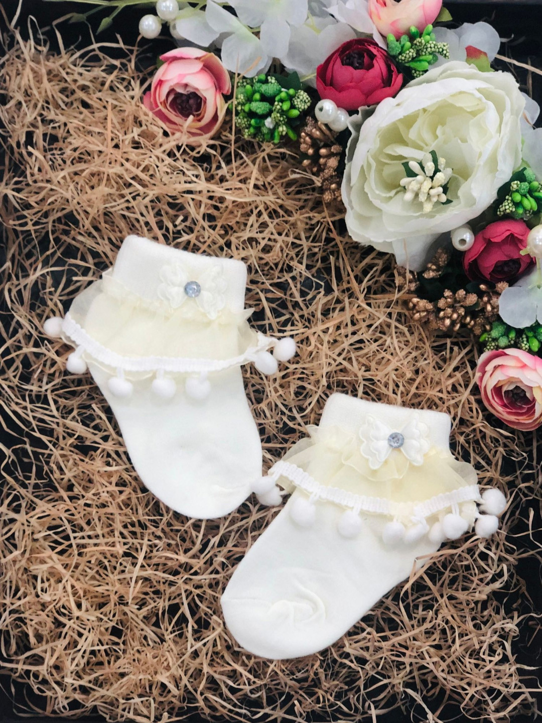 N2S NEXT2SKIN Girls Set of 3 Cream-Coloured Solid Cotton Socks