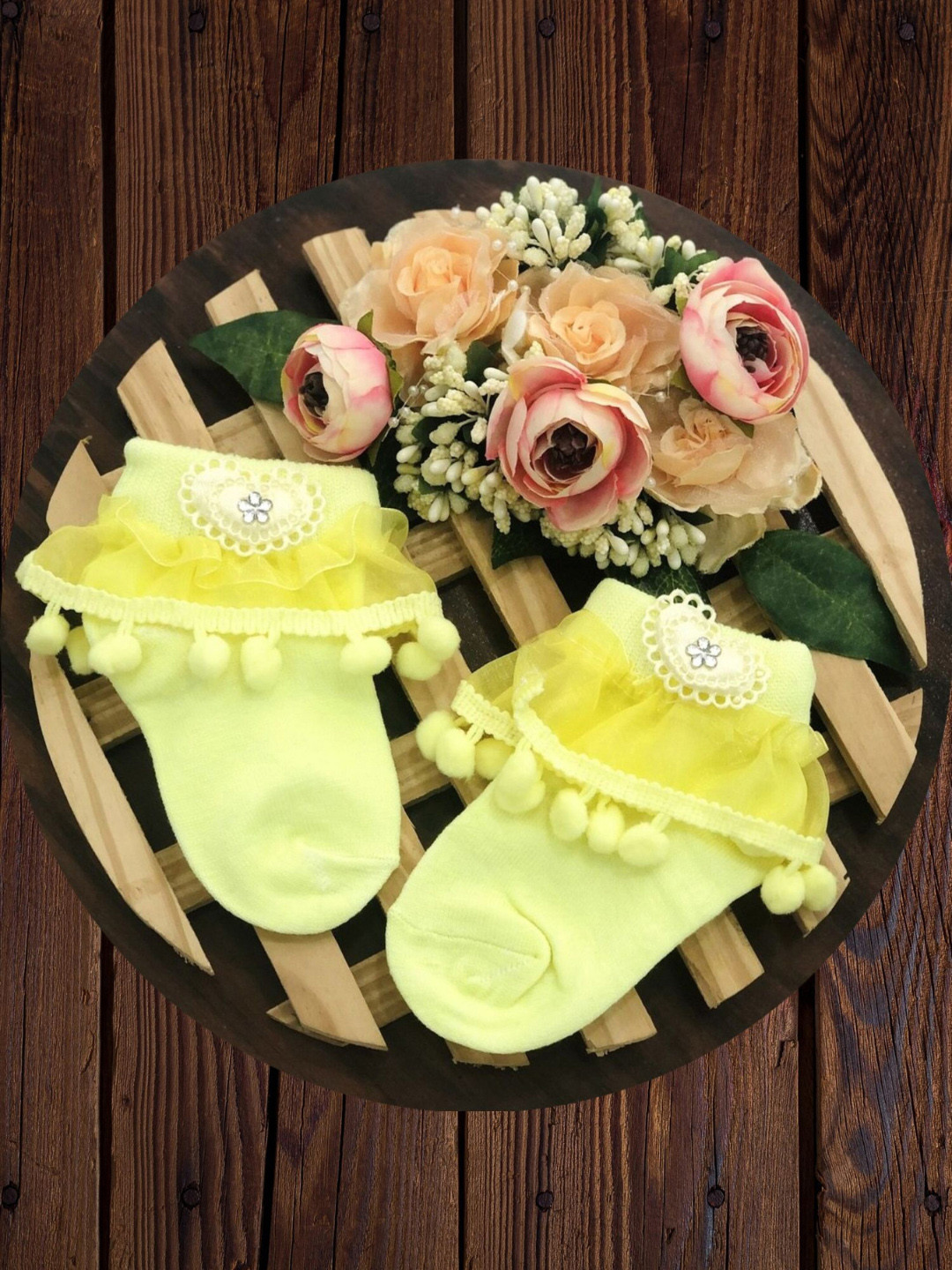 N2S NEXT2SKIN Girls Set Of 3 Yellow Frill Patterned Ankle Length Socks
