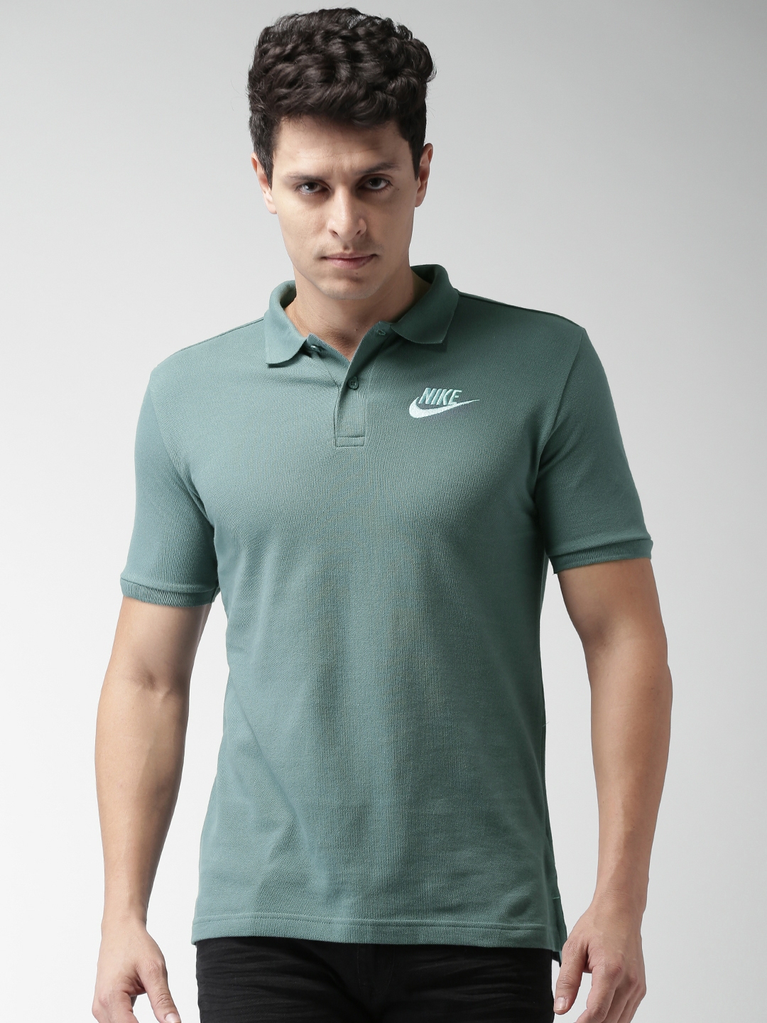 nike polo t shirts myntra