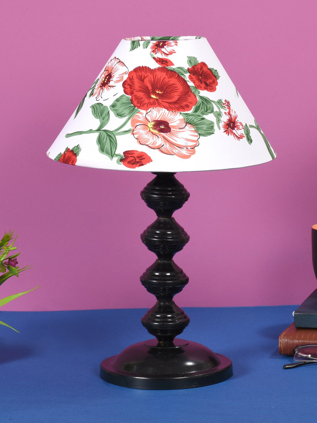 foziq Black & White Printed Frustum Shape Floral Table Lamps With Shade