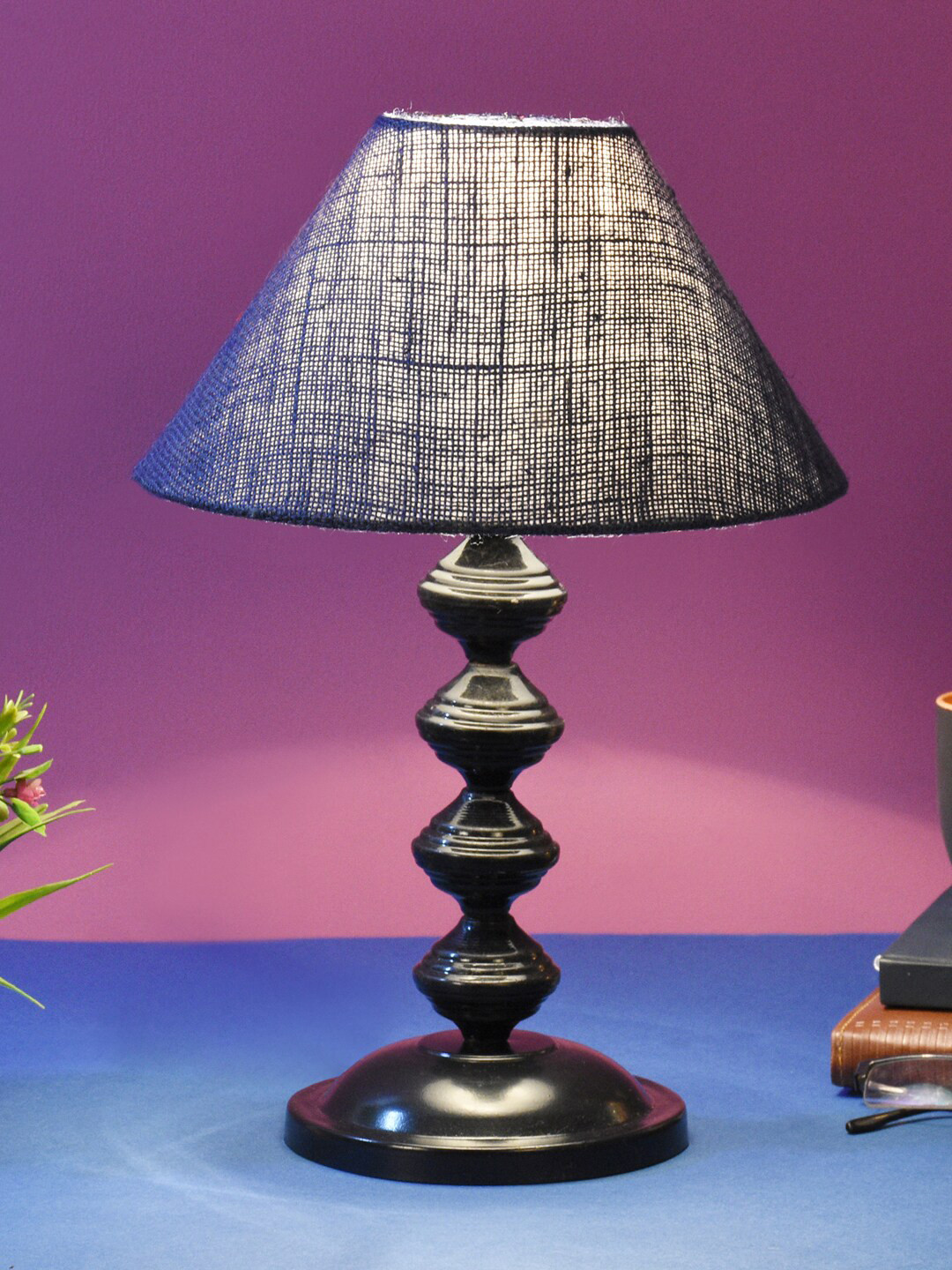 foziq Black & Blue Triangle Shape Textured Metal Table Lamp