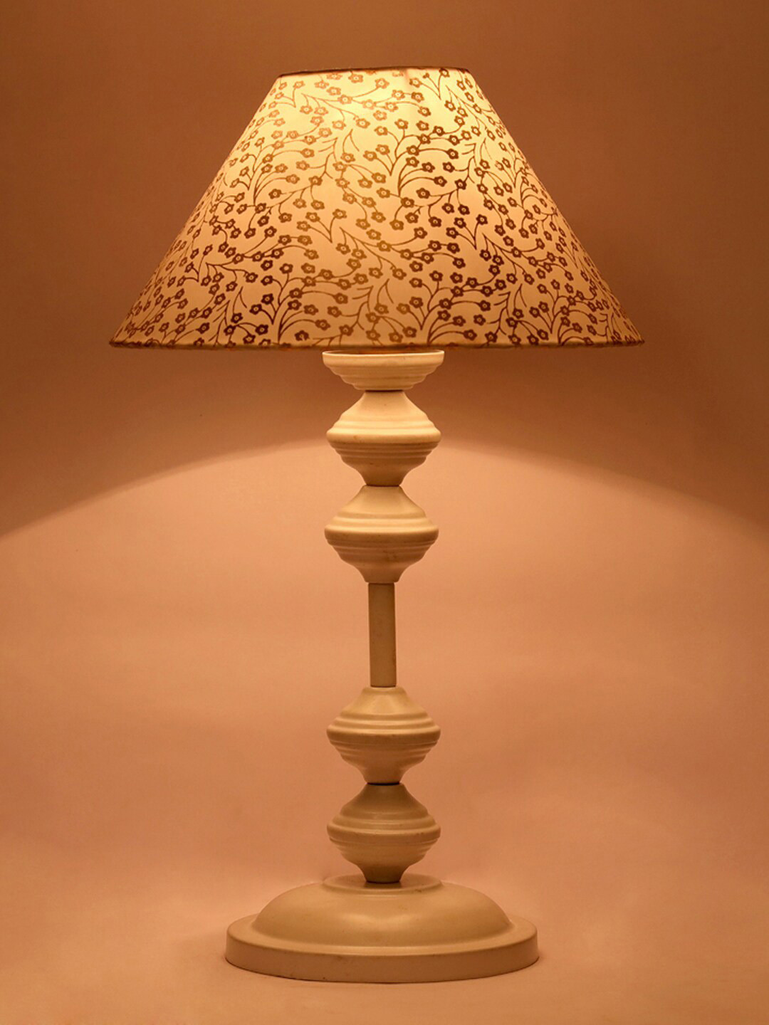 foziq White & Gold-Toned Textured Table Lamps With Shade