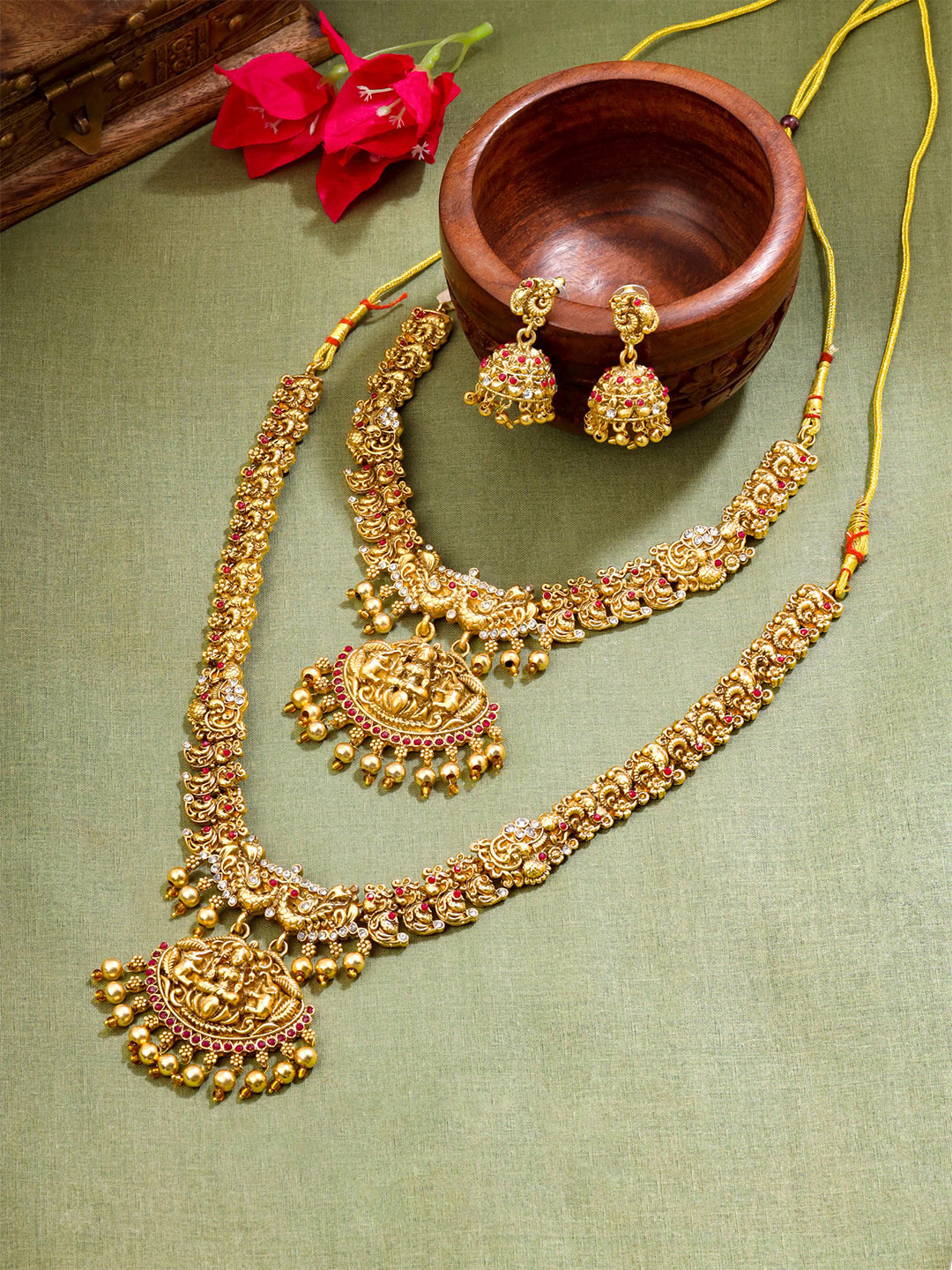 Yellow Chimes Gold-Plated Temple Jewellery Set