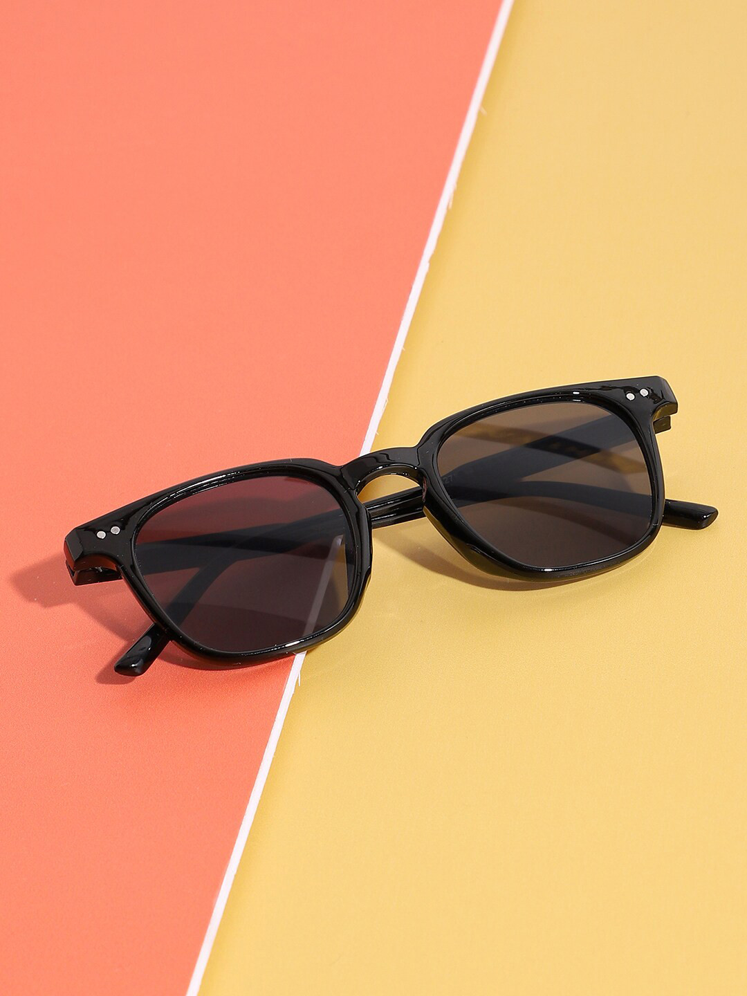 HAUTE SAUCE Unisex Black Lens & Black Wayfarer Sunglasses with Polarised Lens