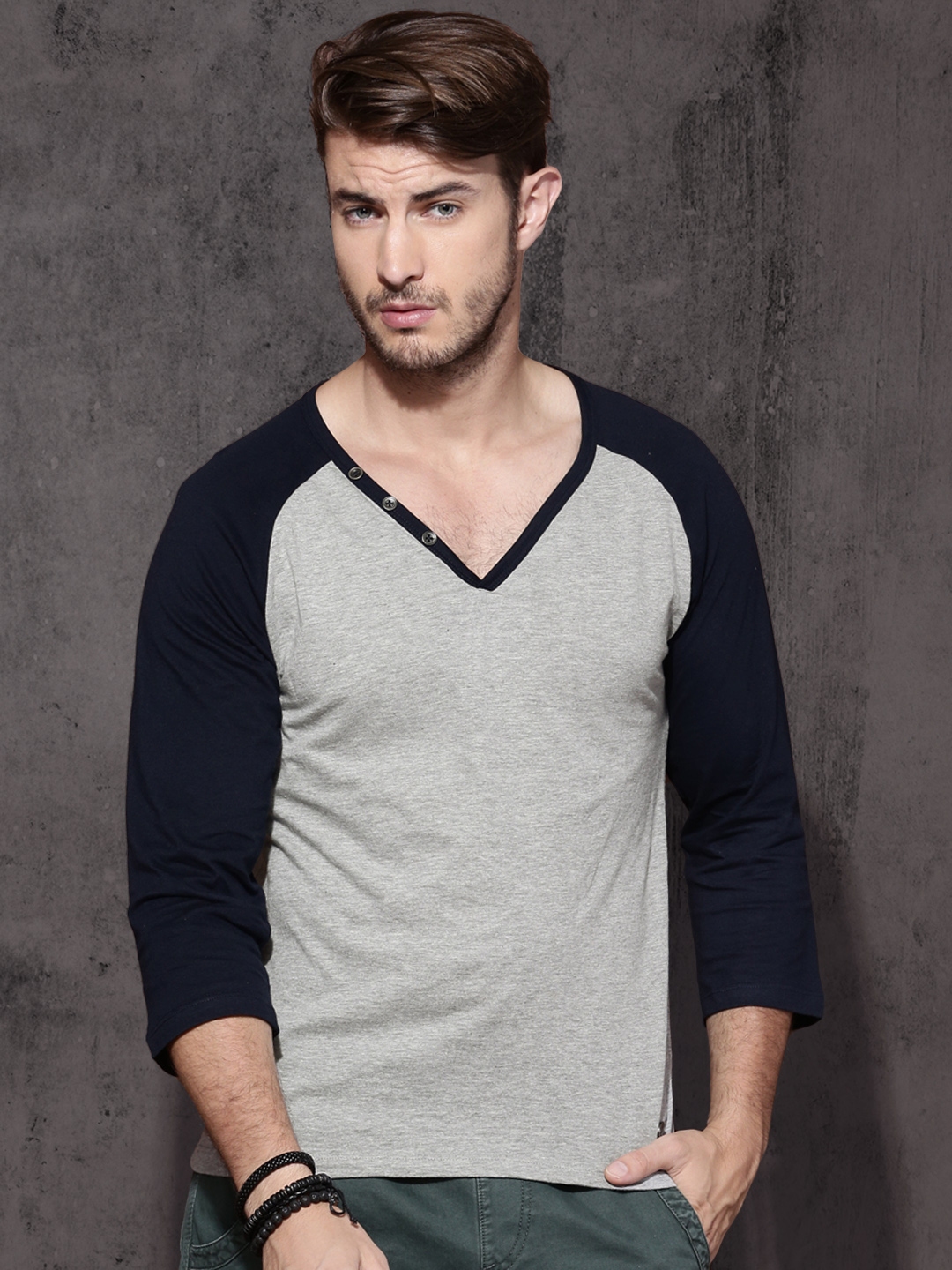 roadster v neck t shirts