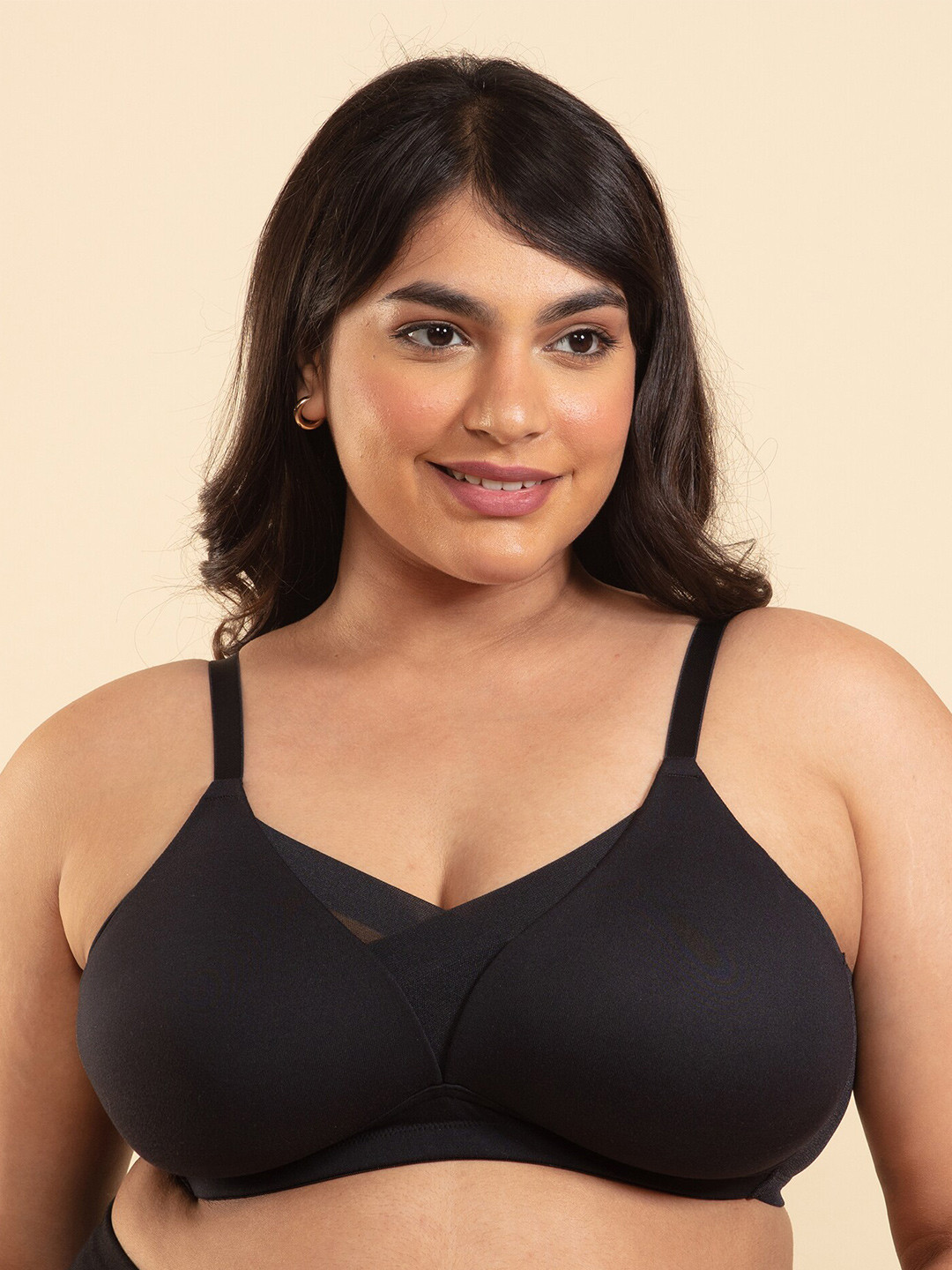 Nykd By Nykaa Infinity Edge Perfect Shaping Padded Non Wired T-Shirt Bra NYB202