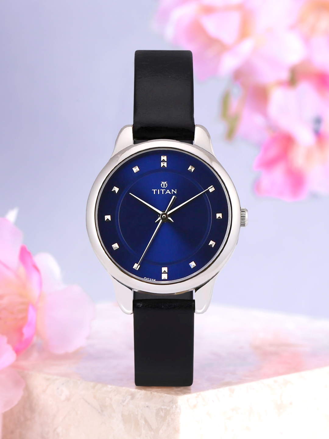 Titan watch deals blue colour