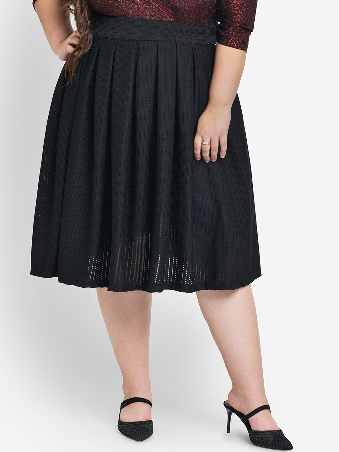 wild U Plus Size Women Black Self-Design Flared Midi Skirt