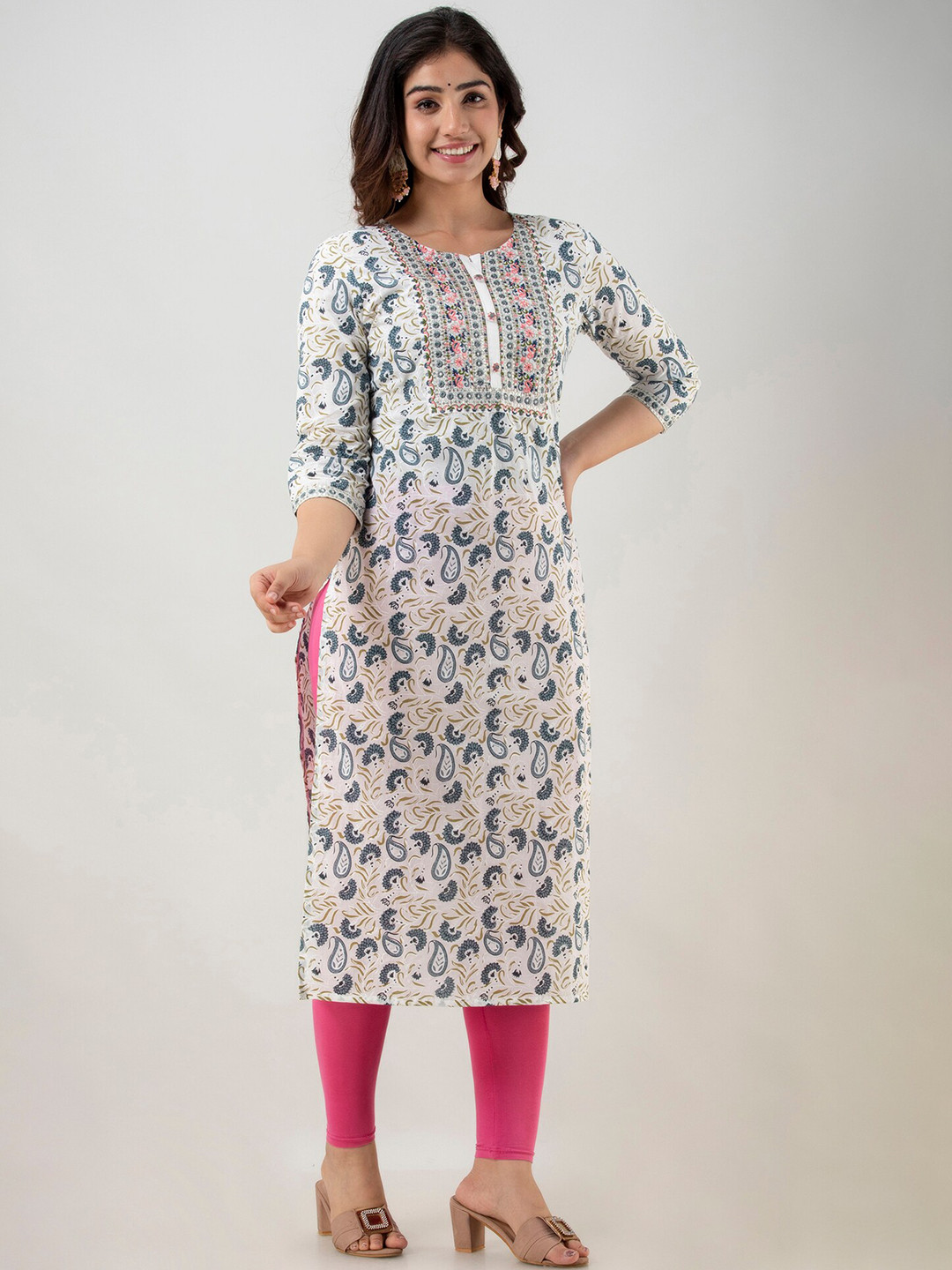 FASHION DEPTH Women Grey Ethnic Motifs Printed Keyhole Neck Flared Sleeves Mirror Work Kurta