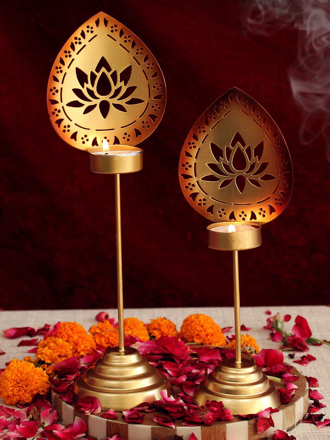 TIED RIBBONS Set Of 2 Gold-Toned Tealight Candle Holders With Stand