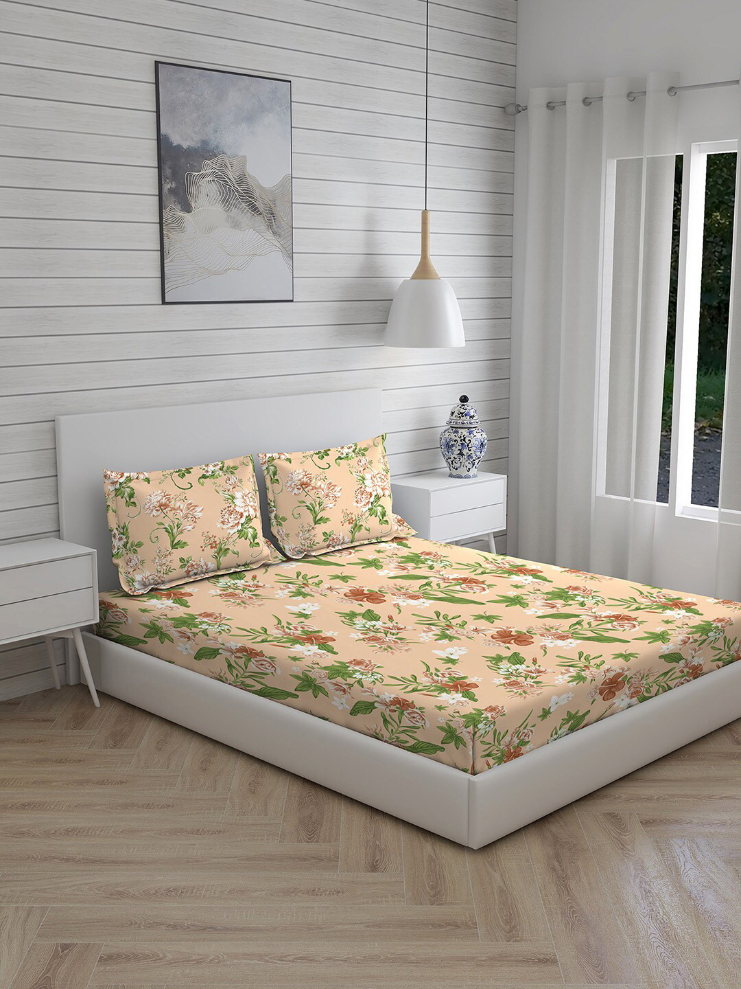 Layers Green & Peach-Coloured Floral 104 TC King Bedsheet with 2 Pillow Covers