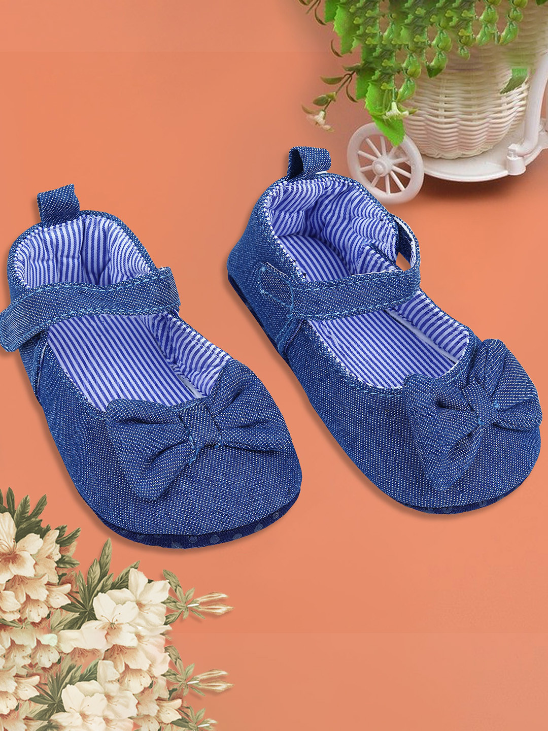 Baby Moo Girls Blue Printed Booties