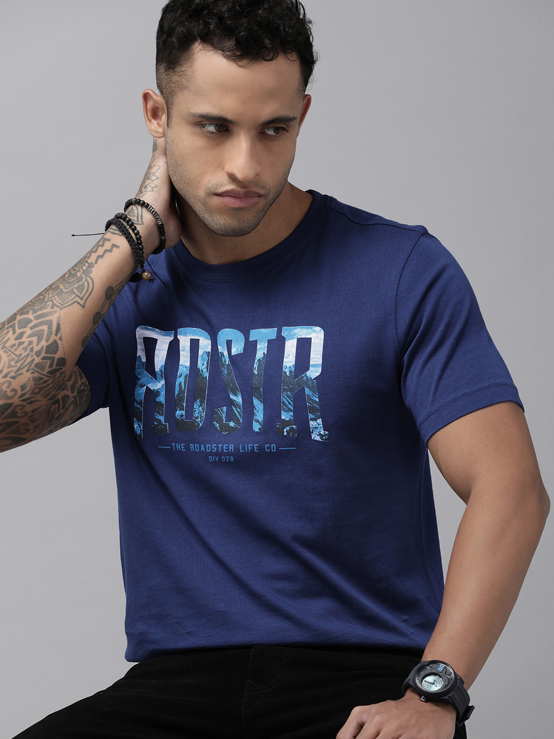 Roadster Men Blue Brand Logo Printed Pure Cotton T-shirt