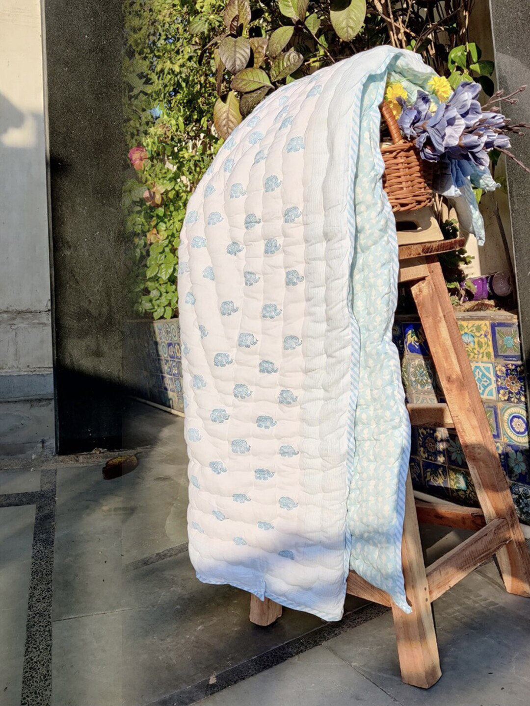 Moms Home Kids Cartoon Characters Mild Winter 500 GSM Single Bed Quilt