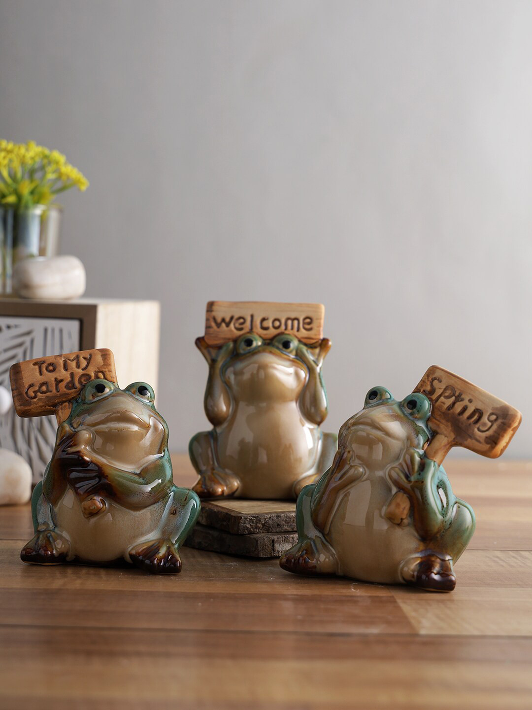 TAYHAA Welcoming Arti Facts Brown Ceramic Natural Living Room Set of 3 Small Showpieces - 2.2 Inches