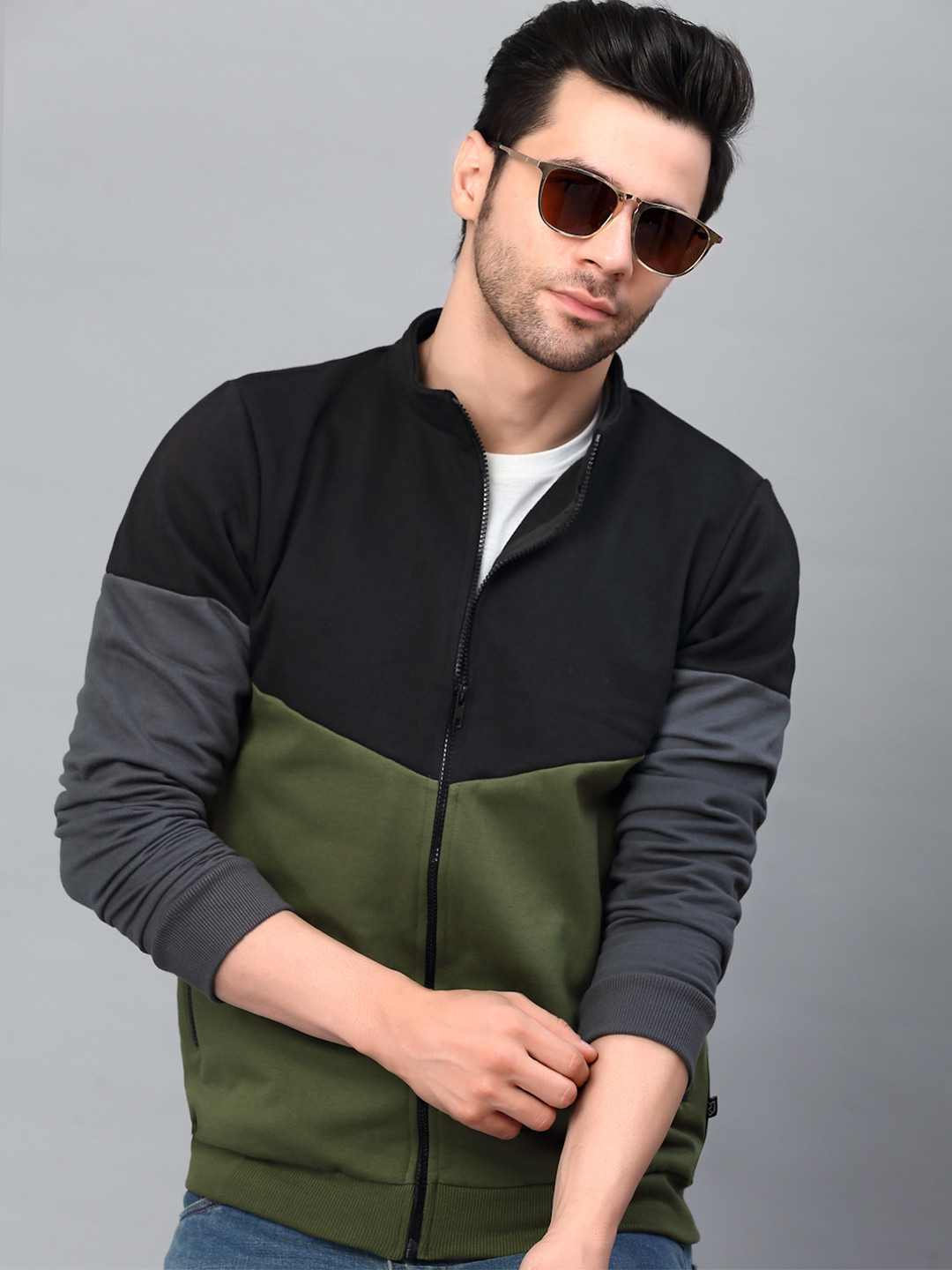 Rigo Men Black Colourblocked Fleece Lightweight Crop Outdoor Sporty Jacket