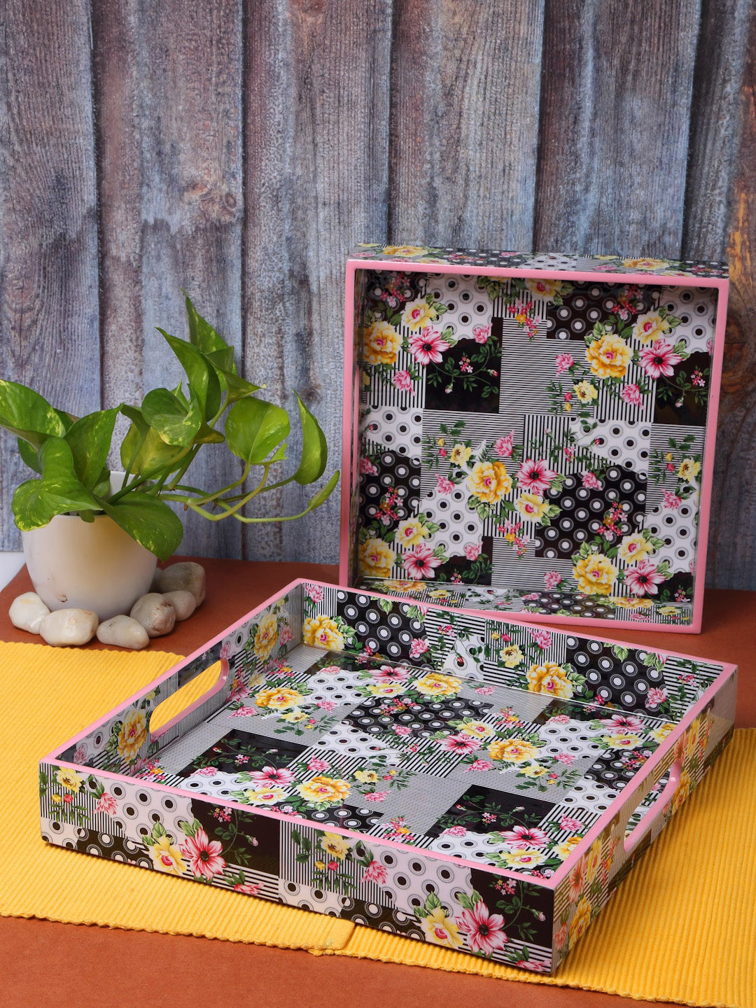 ROMEE Set Of 2 Black Printed Floral Wooden Serving Trays