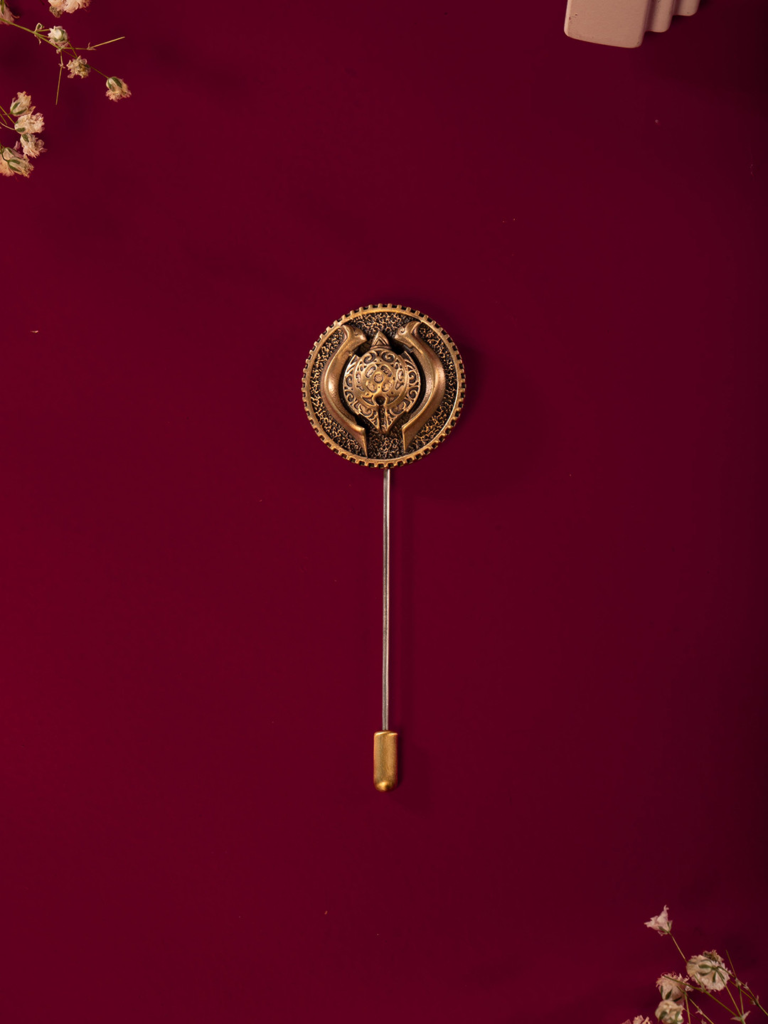 COSA NOSTRAA Men Antique Gold Forest Wonder Lapel PinBrooch