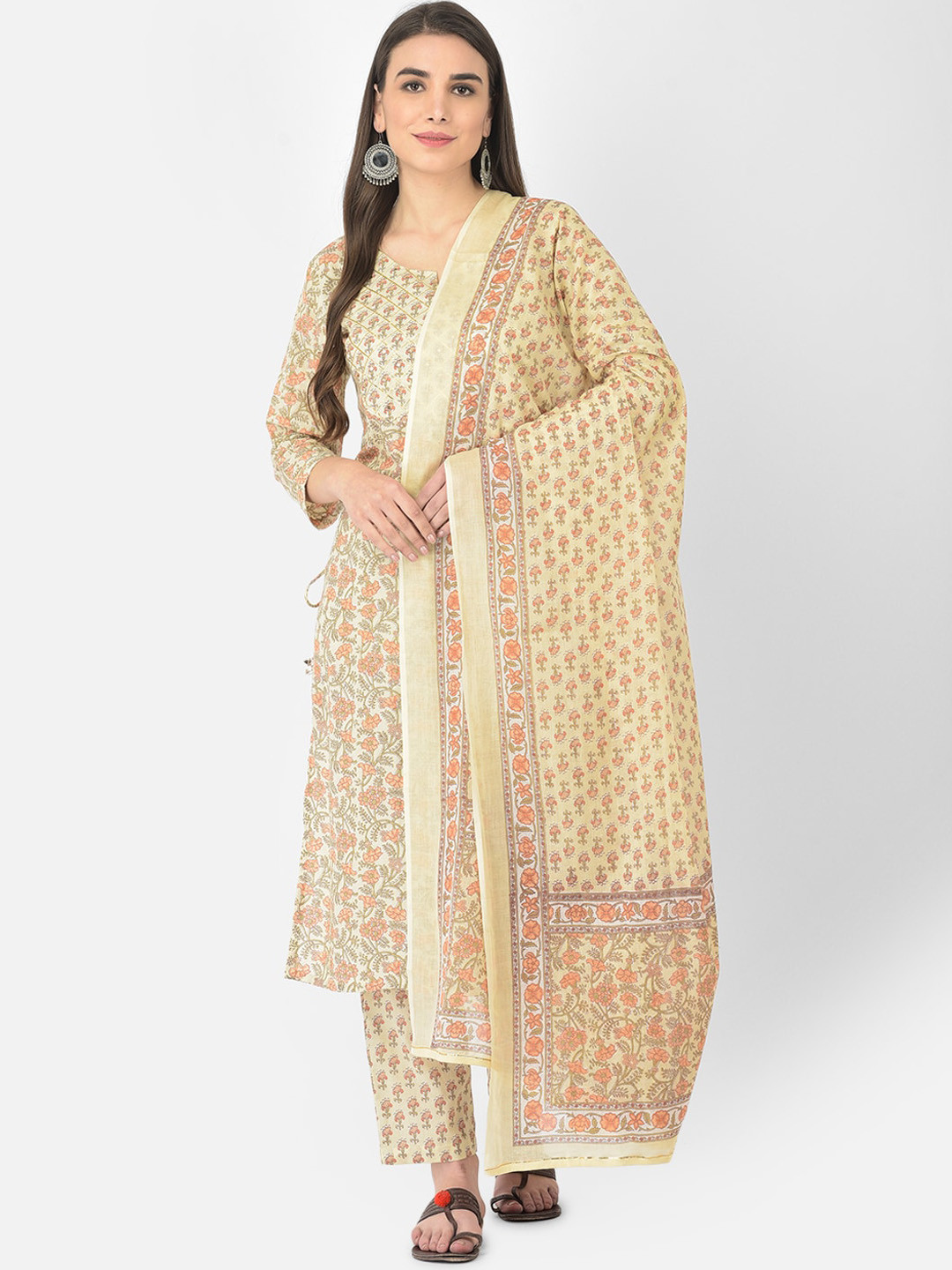 Pistaa Women Cream-Coloured Floral Printed Gotta Patti Pure Cotton Kurta with Trousers & With Dupatta