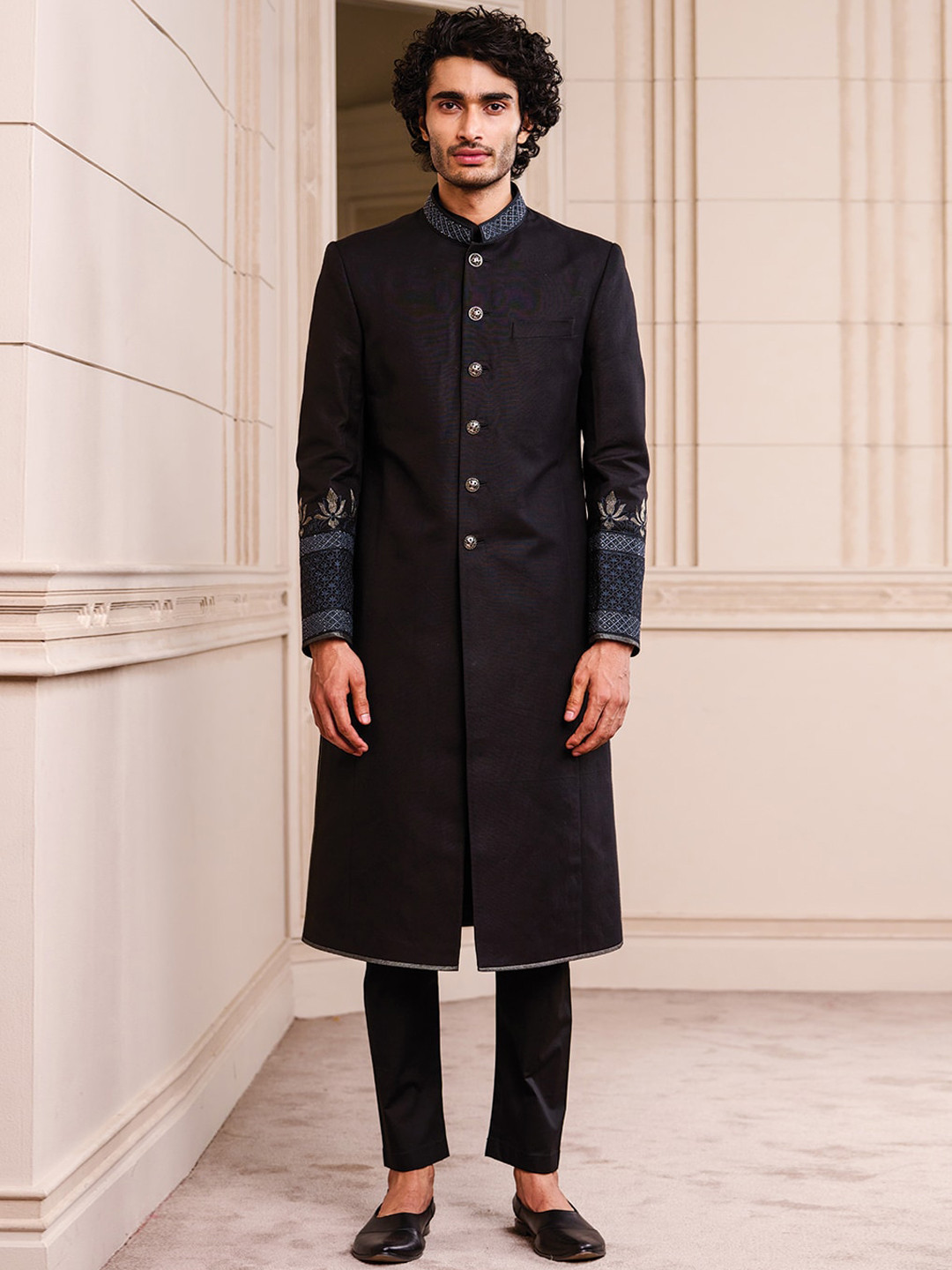 Tasva Men Black Solid Cotton Linen With Swarovski Detailing Sherwani Set