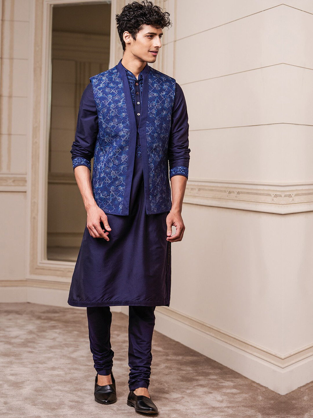 Tasva Men Navy Blue Printed Quilted Cotton Bundi Jacket