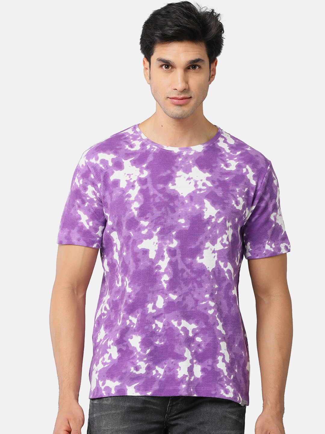 VOI Jeans Men's Tie Dye Print Plum Cotton Waffle Structured Round Neck T-Shirt